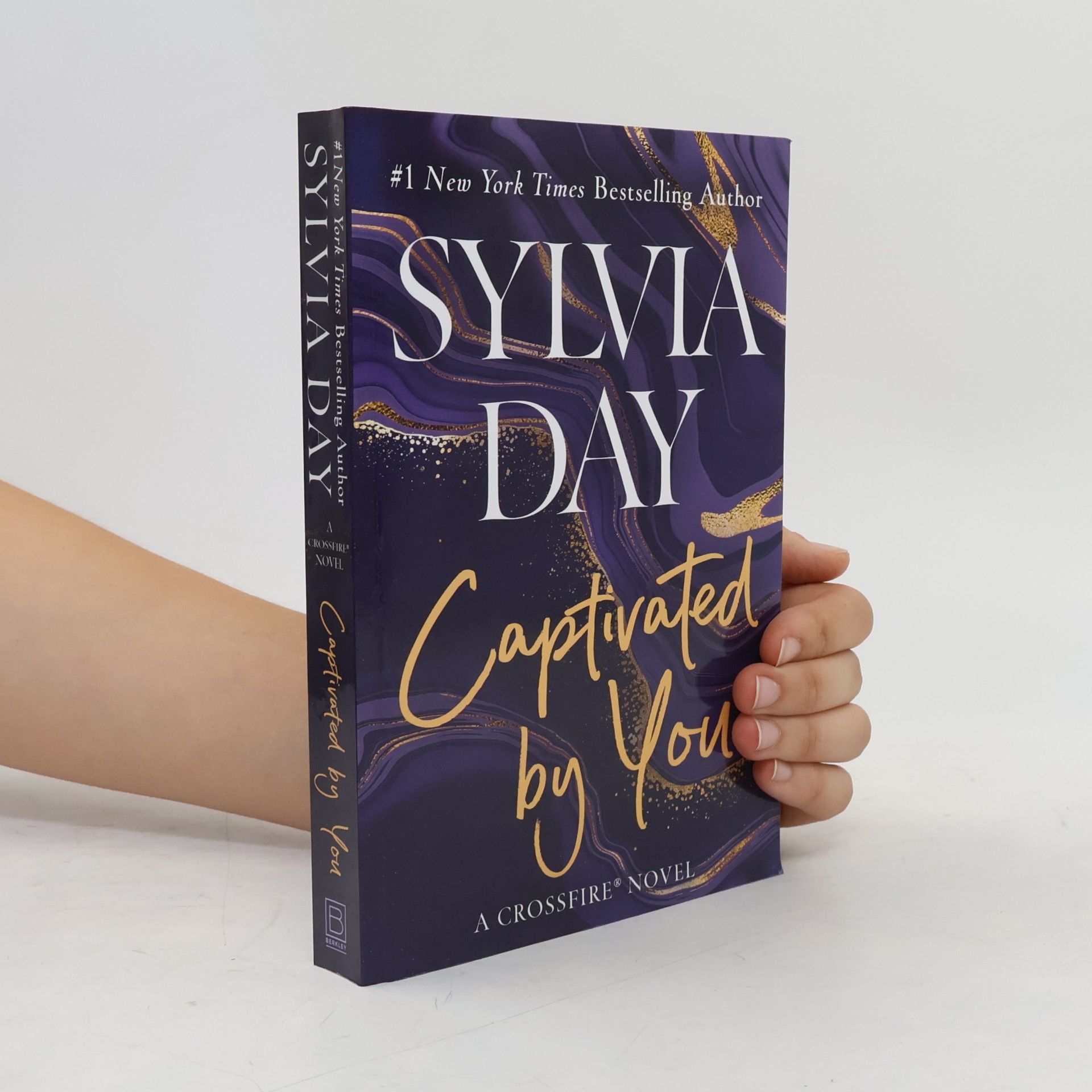 Sylvia Day Captivated By You. Crossfire - Hingabe, englische Ausgabe