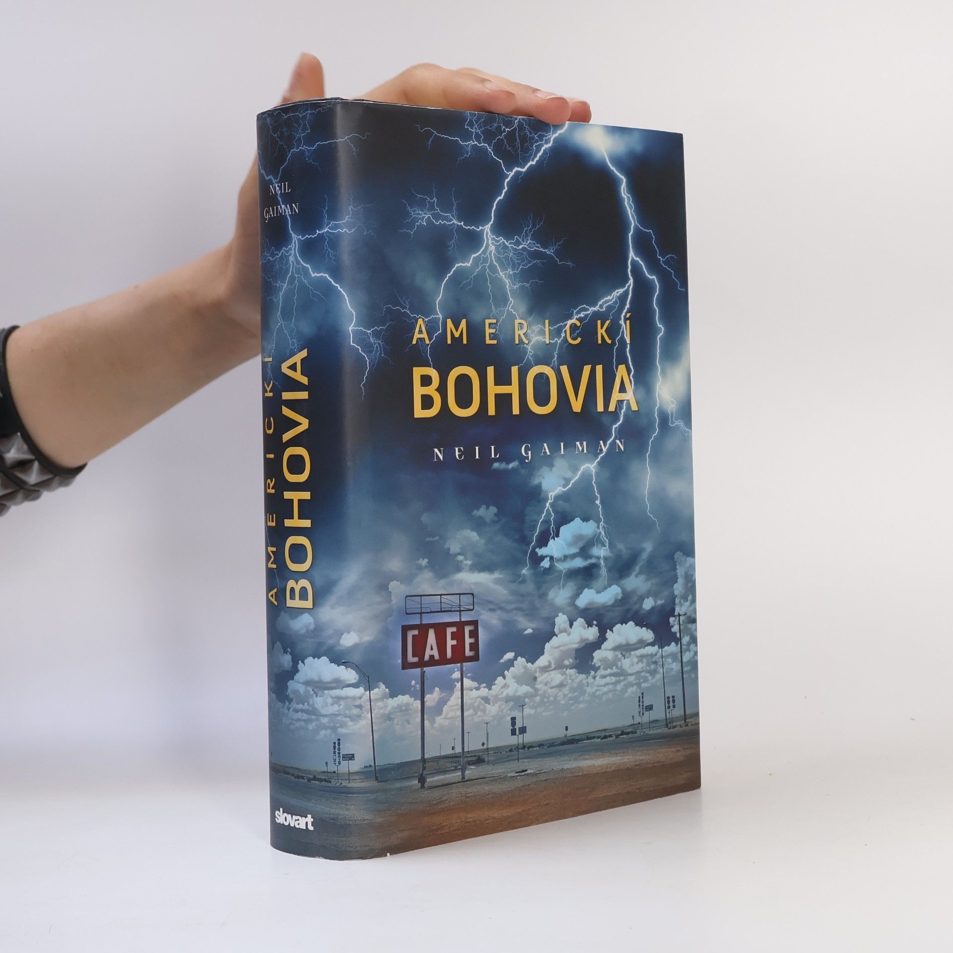 Neil Gaiman Americkí bohovia