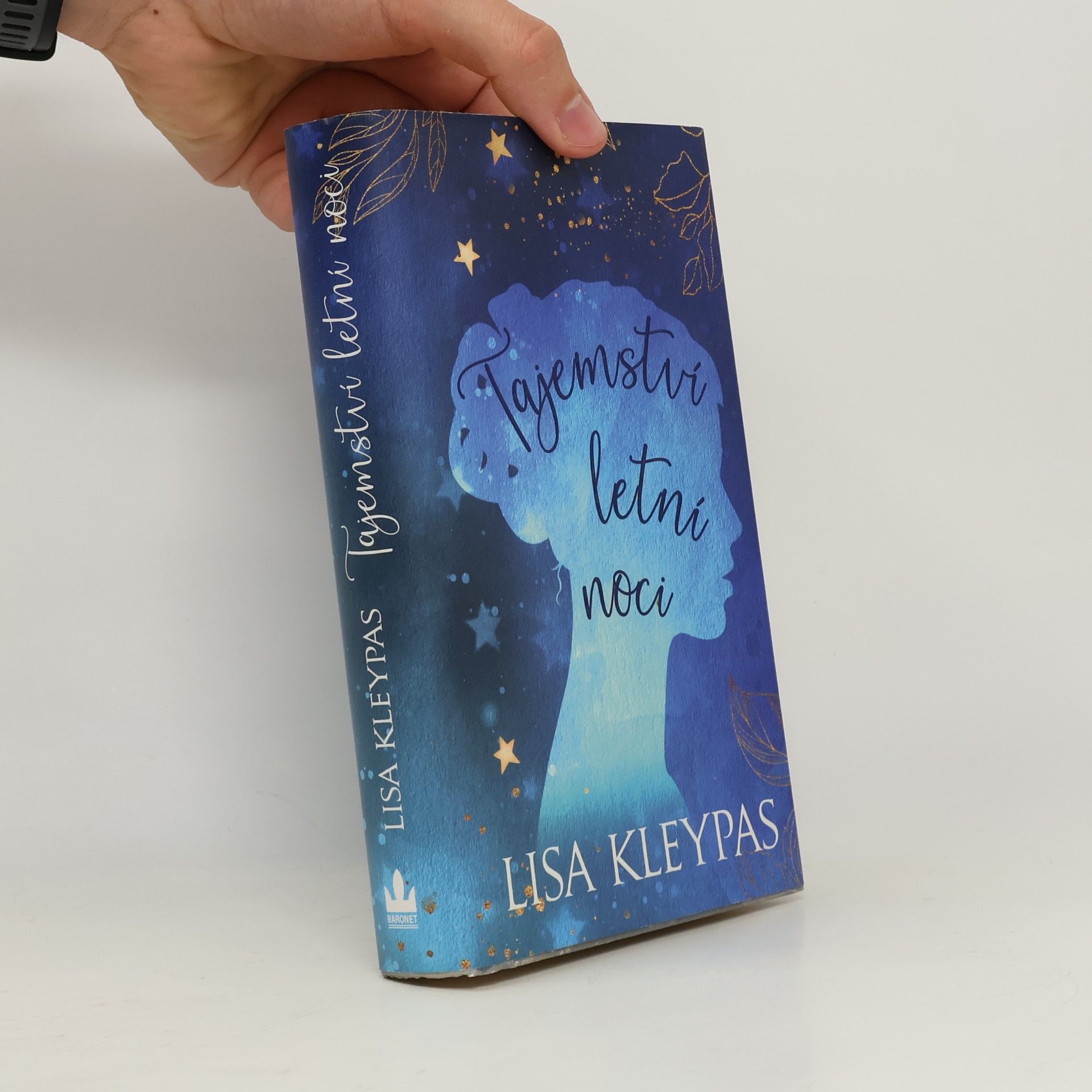 Lisa Kleypas Čekanky (1). Tajemství letní noci
