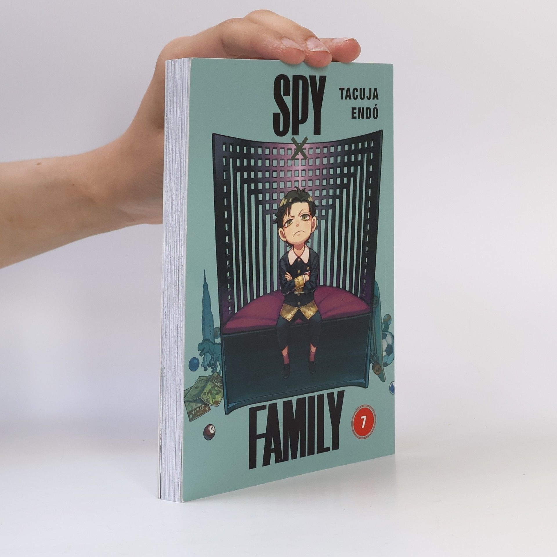 Tacuja Endó Spy x family: 7
