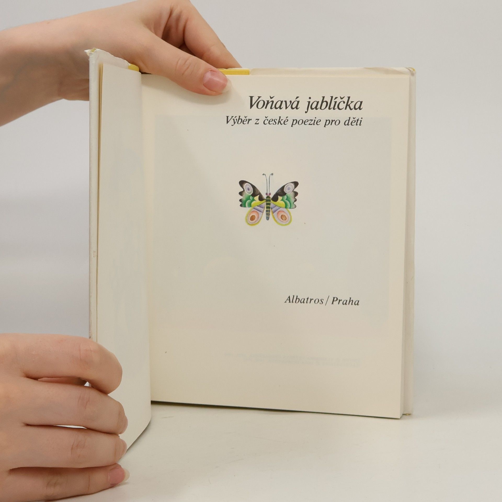 Vladimíra Gebhartová Voňavá jablíčka