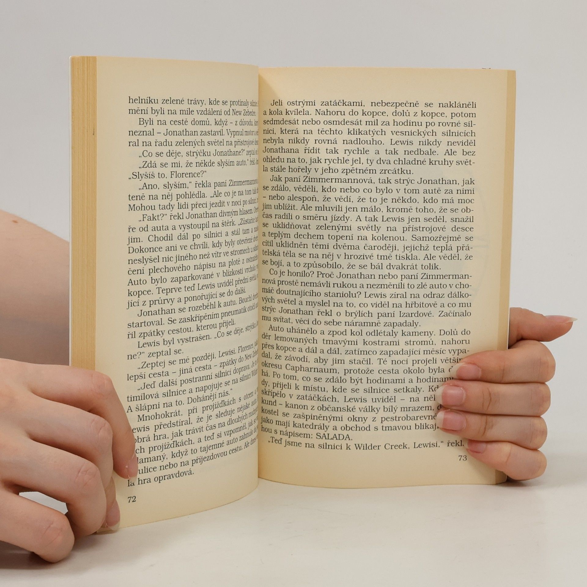 John Bellairs Záhadné hodiny: Dobrodružství Lewise Barnavelta