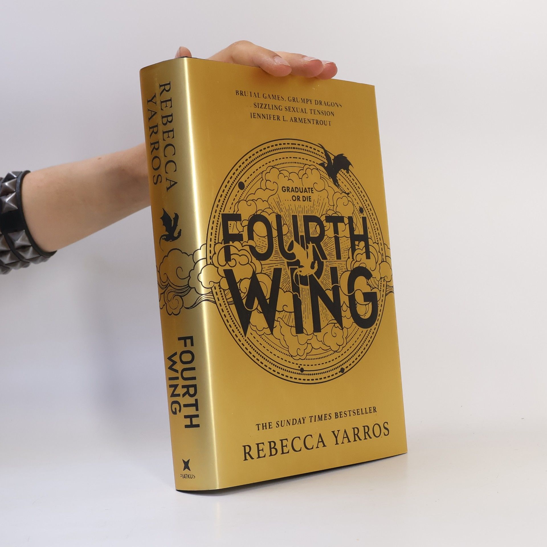 Rebecca Yarros Fourth Wing