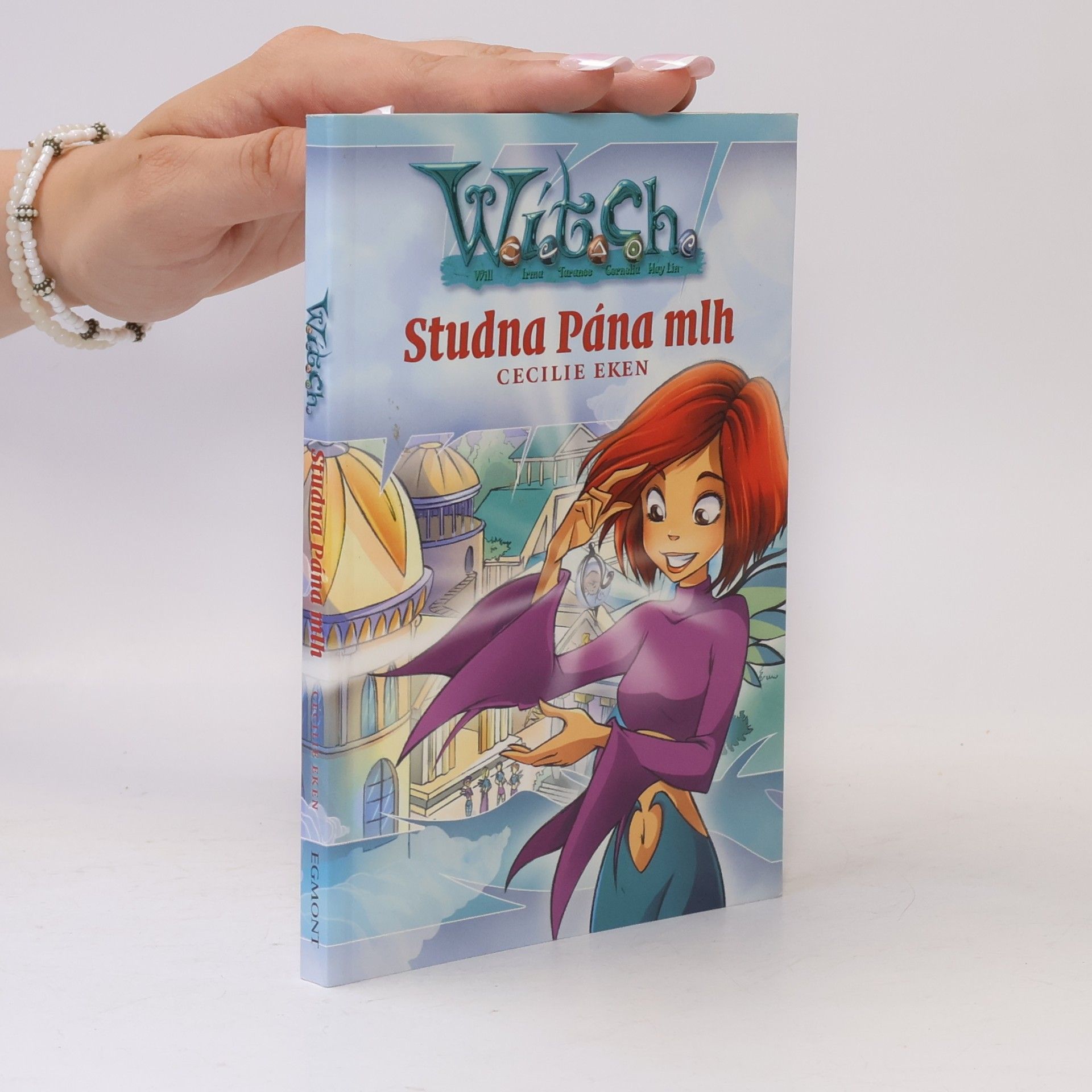 Cecilie Eken Studna Pána mlh