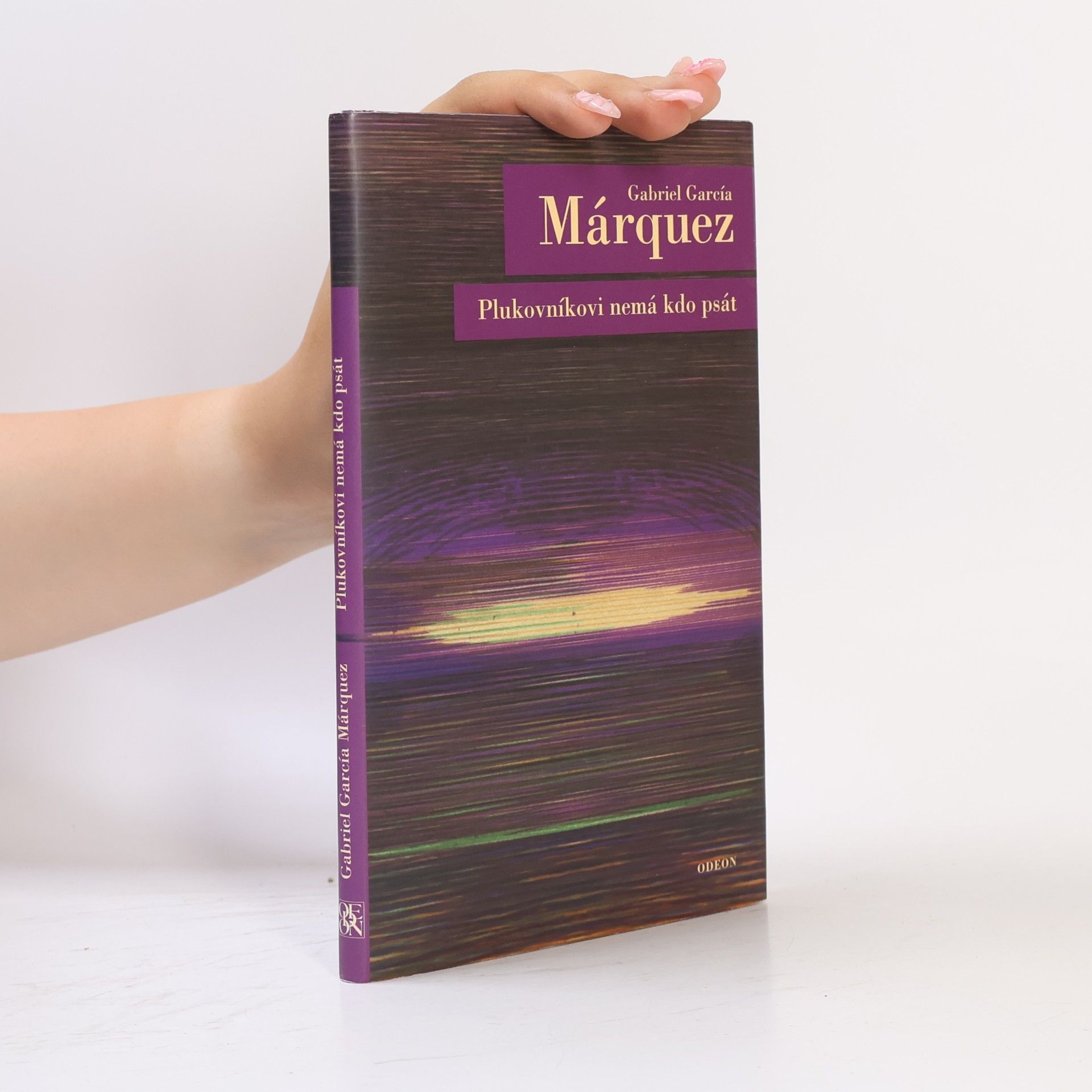 Gabriel García Márquez Plukovníkovi nemá kdo psát