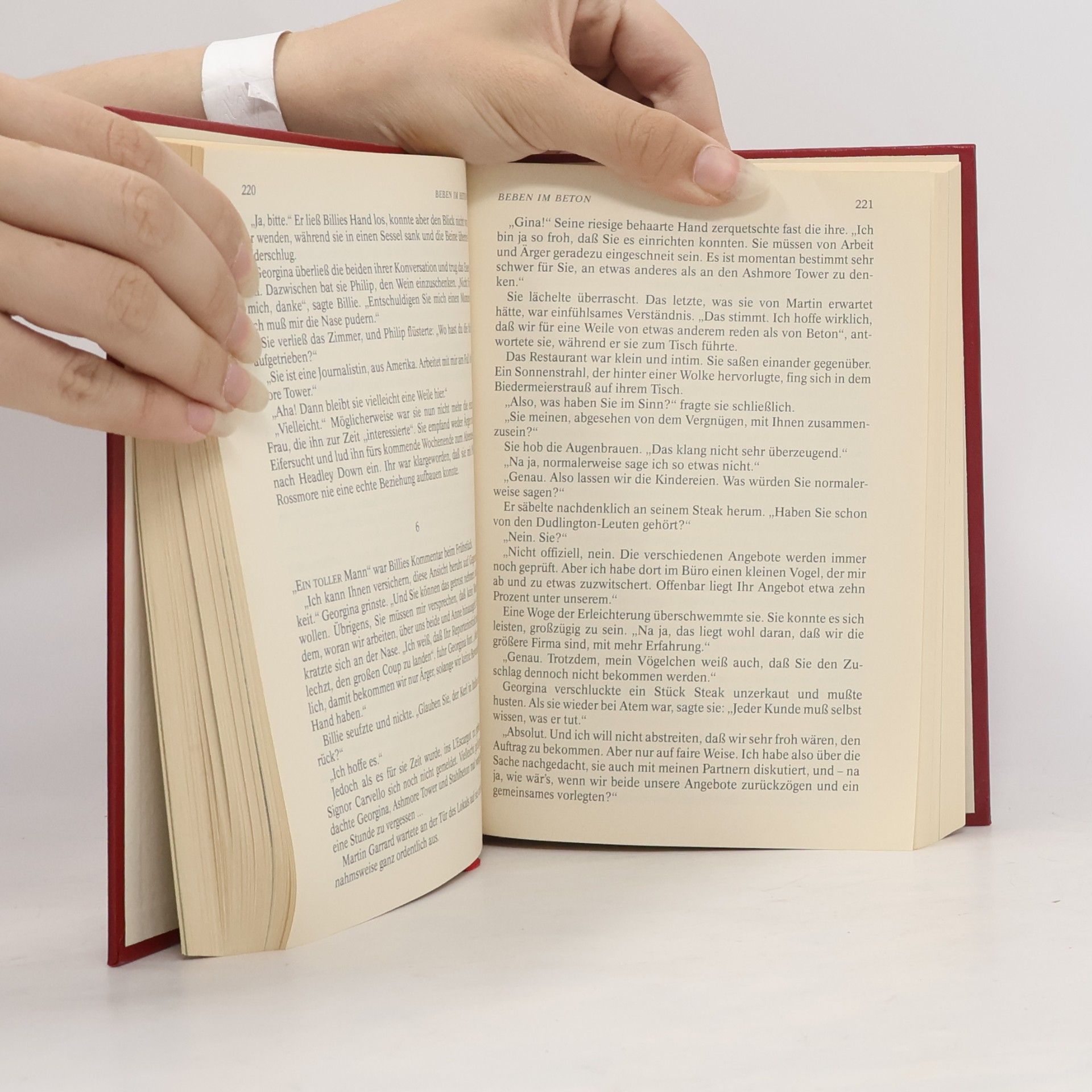Wolfgang Hohlbein Reader's Digest Auswahlbücher: Der Pferdeflüsterer. Beben im Beton. Die Hand an der Wiege