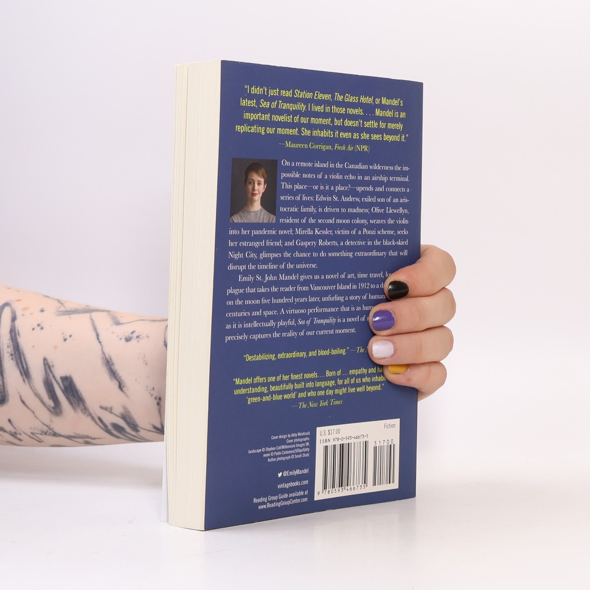 Emily St. John Mandel Sea of Tranquility : a novel