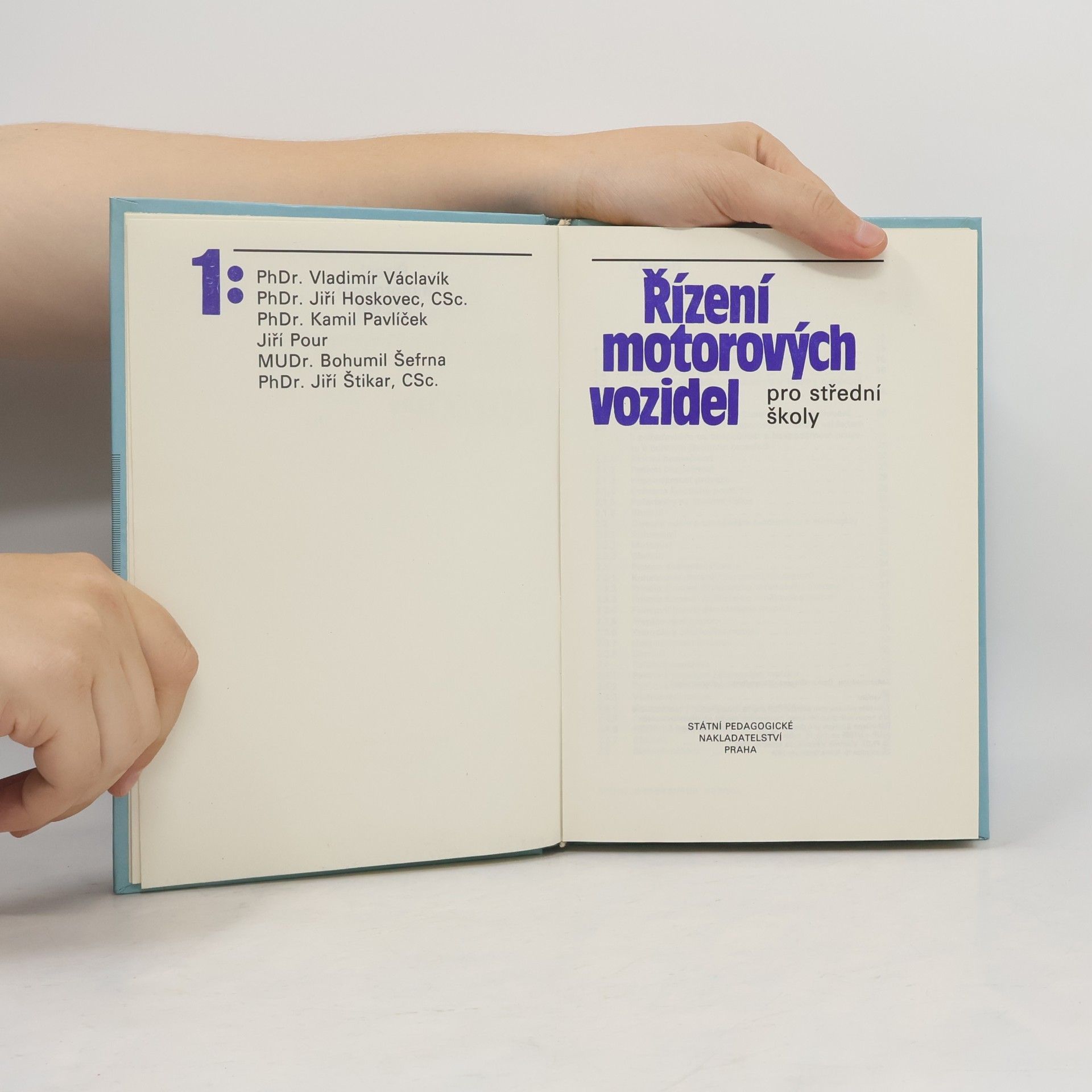 Kolektiv autorů Řízení motorových vozidel pro střední školy
