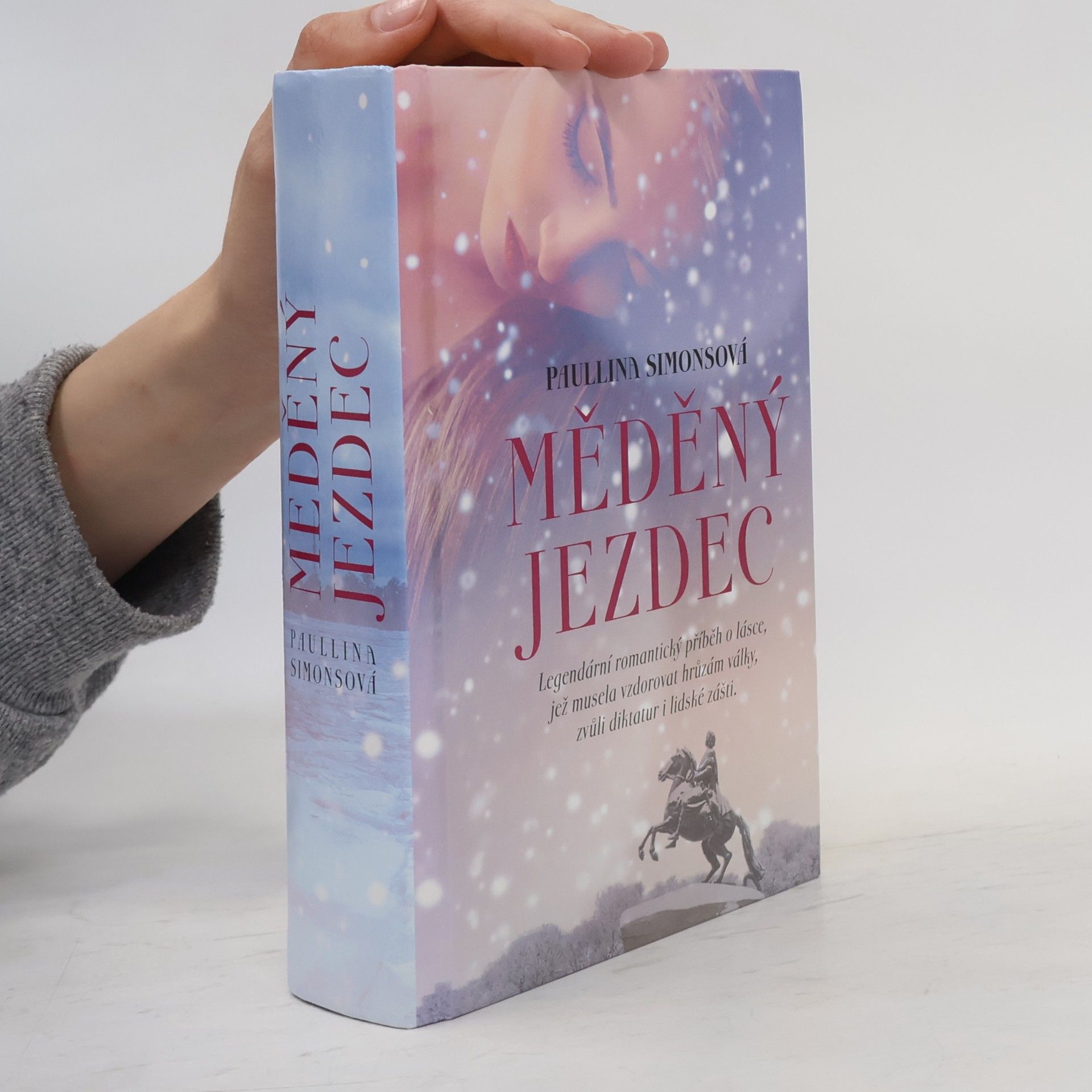 Paullina Simons Měděný jezdec