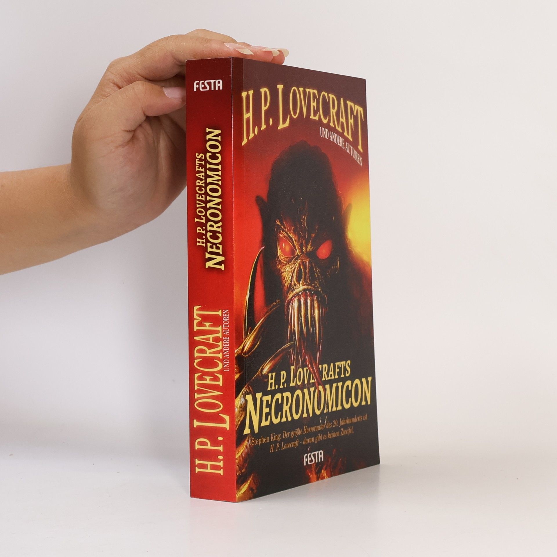 H. P. Lovecraft H. P. Lovecrafts Necronomicon