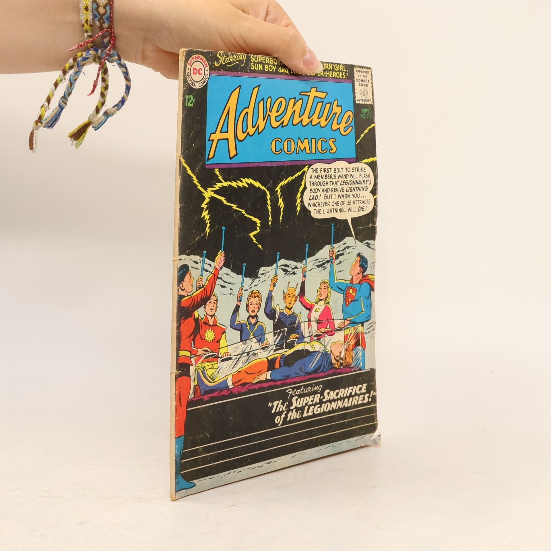 Kolektiv autorů Adventure Comics 312