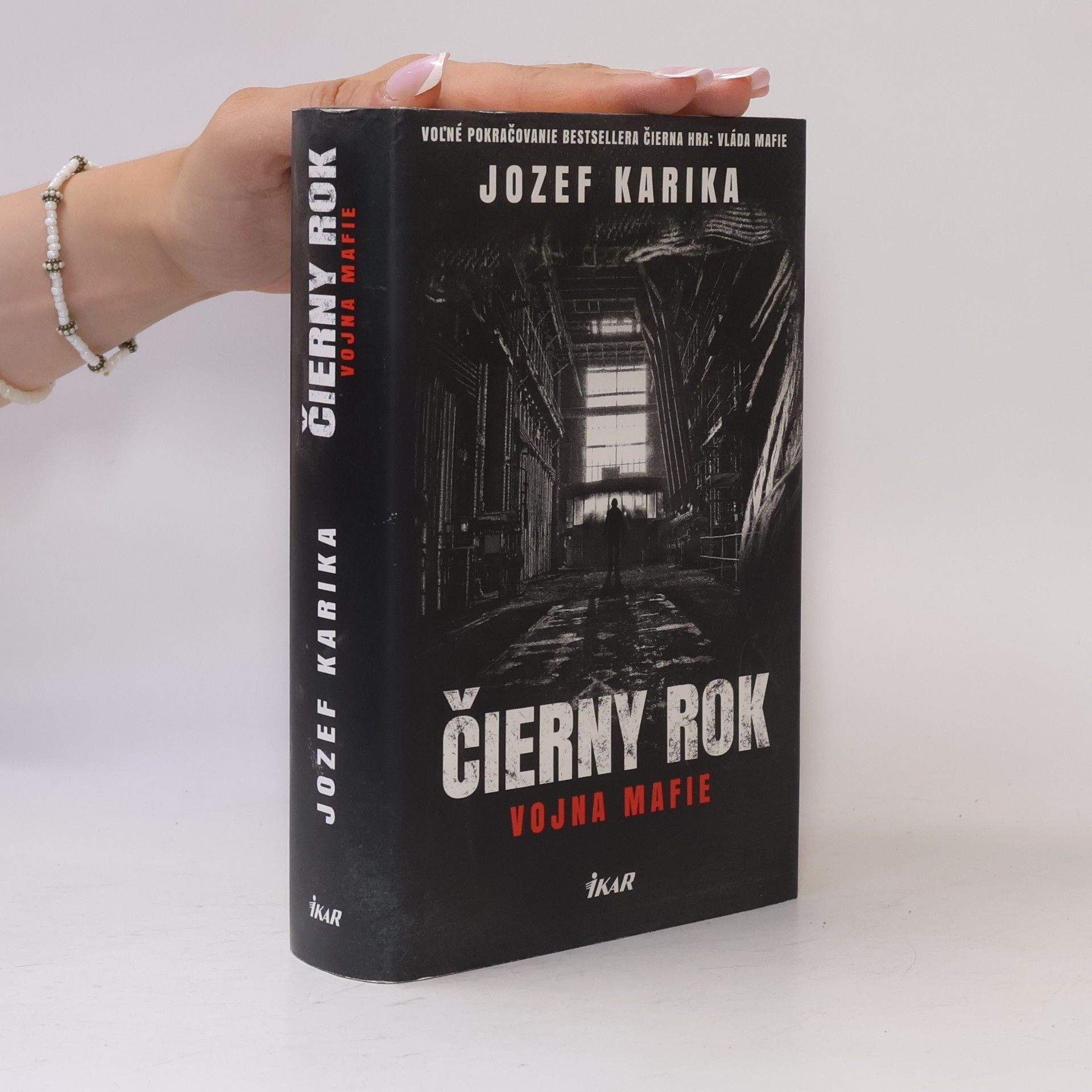 Jozef Karika Čierny rok: Vojna mafie