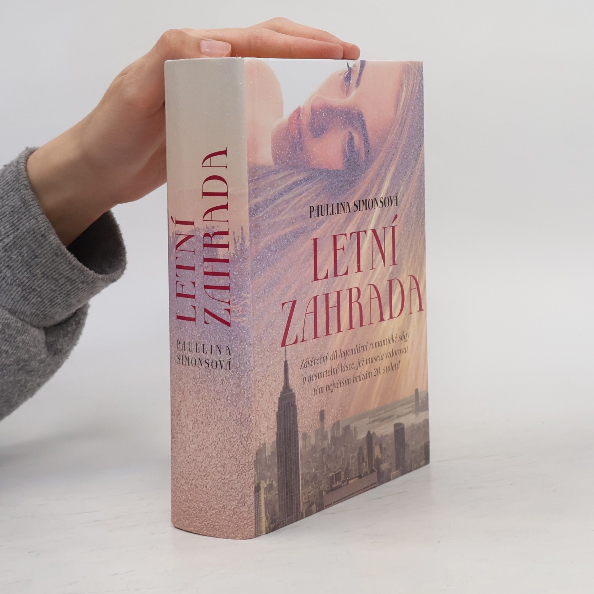 Paullina Simons Letní zahrada