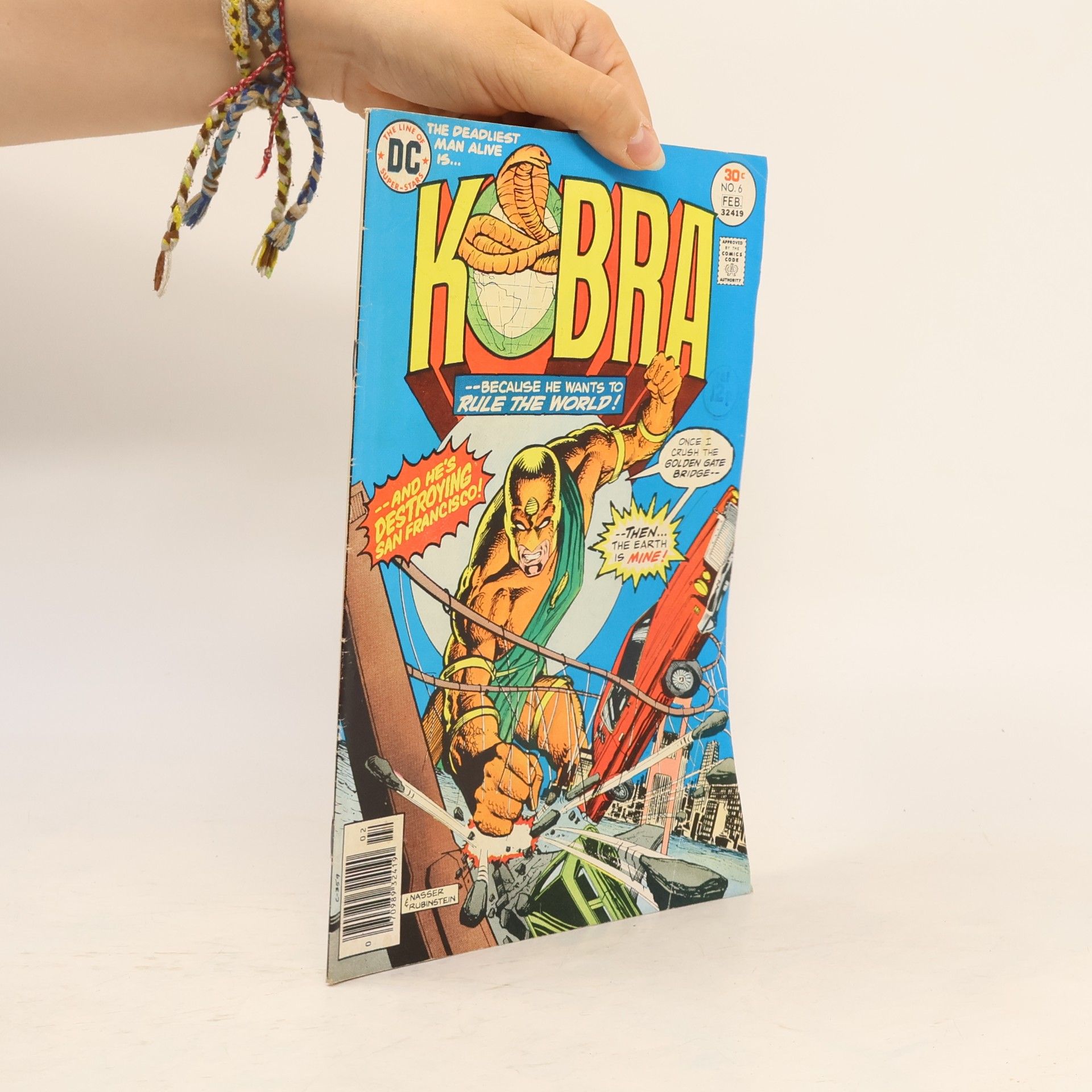 Kolektiv autorů DC Kobra 6
