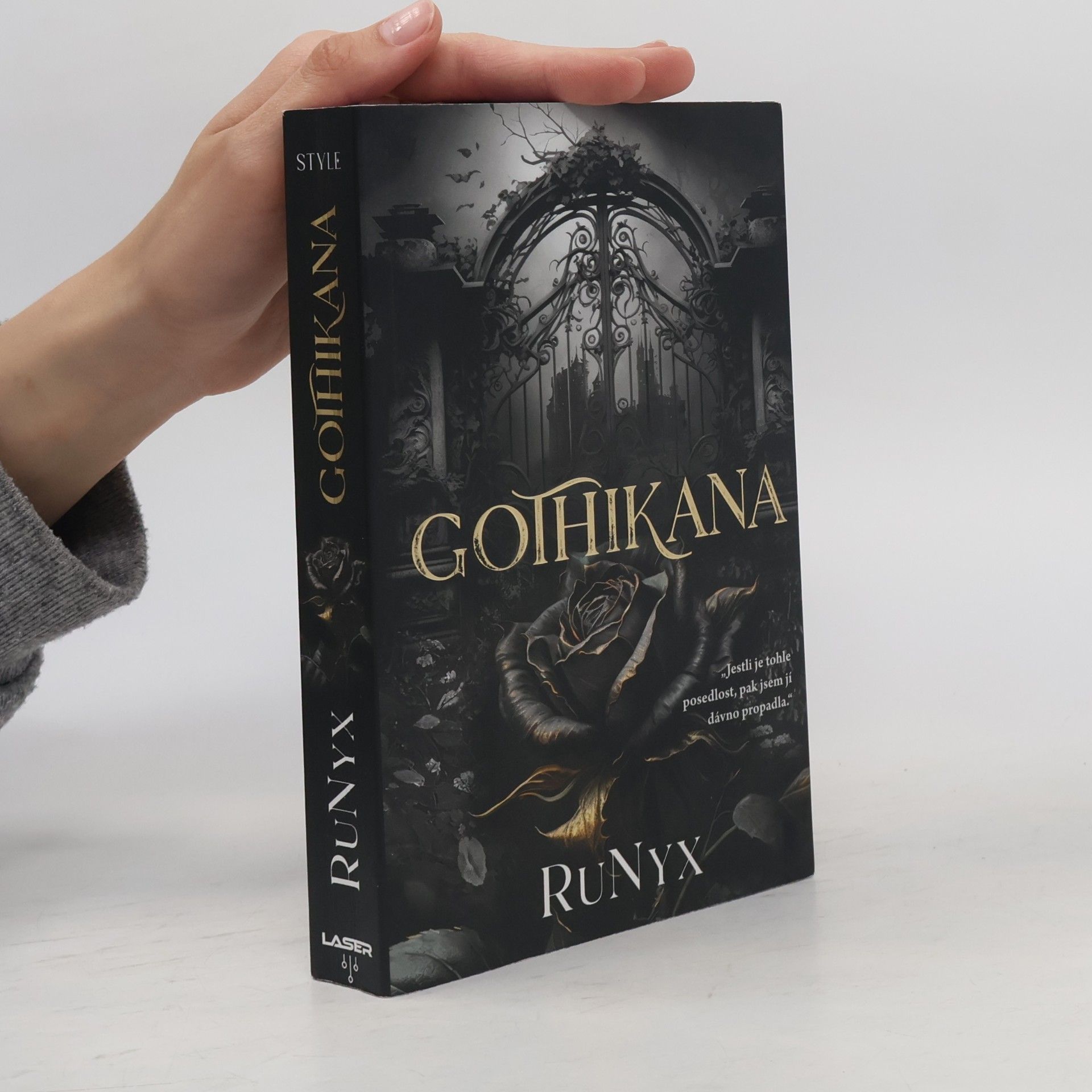 RuNyx Gothikana