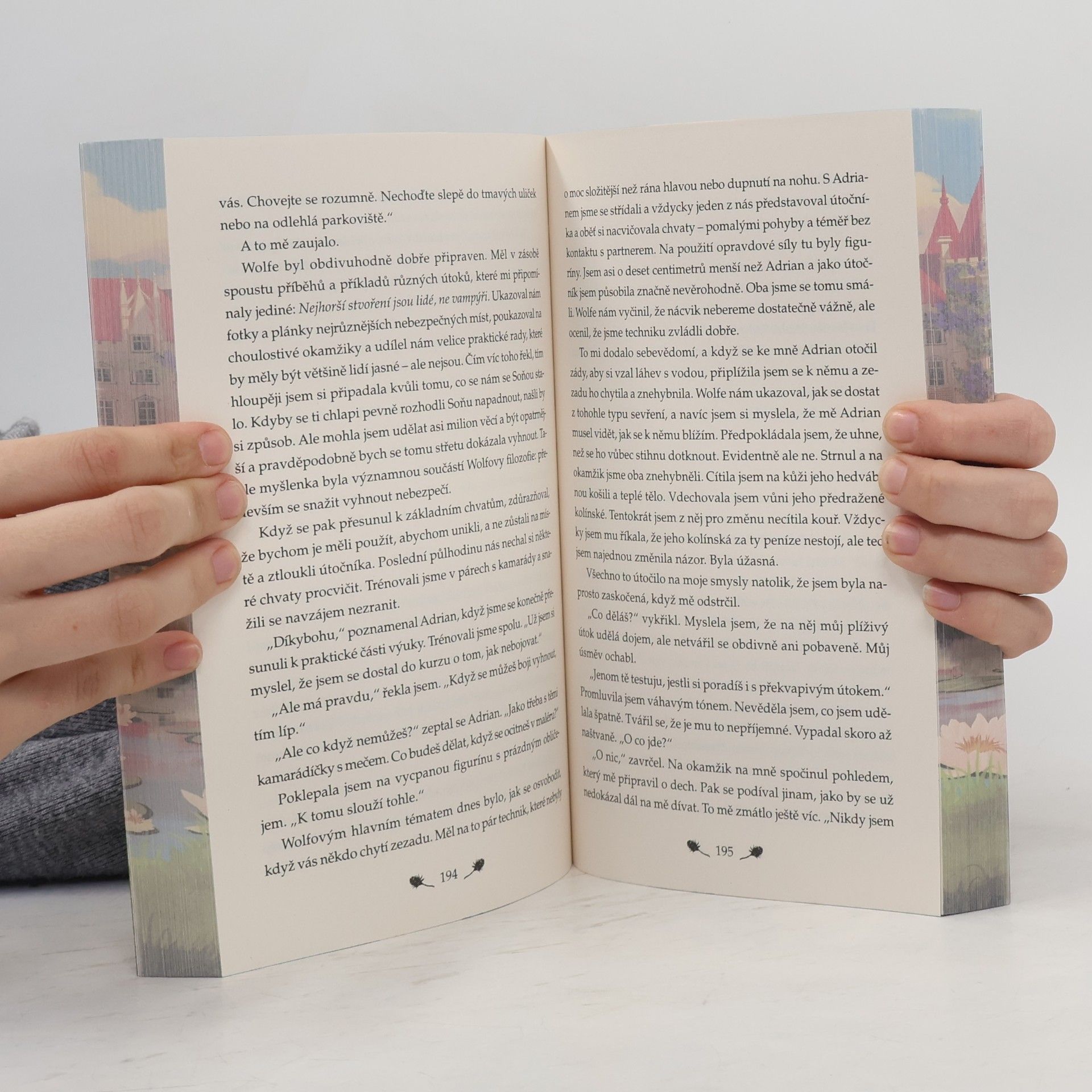Richelle Mead Pokrevní pouta 2: Zlatá lilie