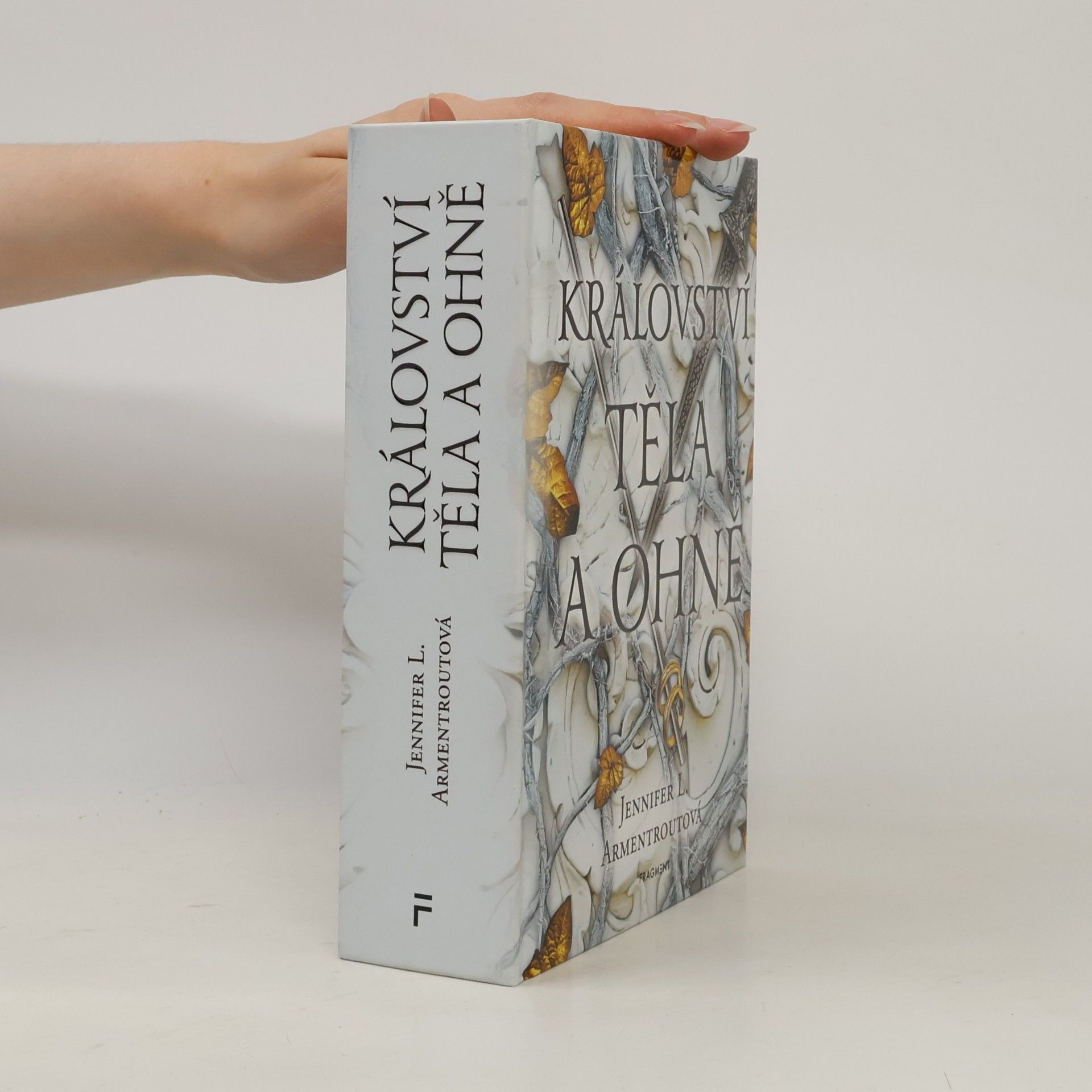 Jennifer L. Armentrout Království těla a ohně