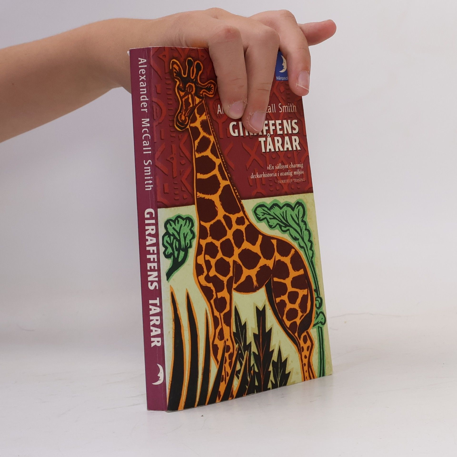 Alexander McCall Smith Damernas detektivbyrå - 2: Giraffens tårar