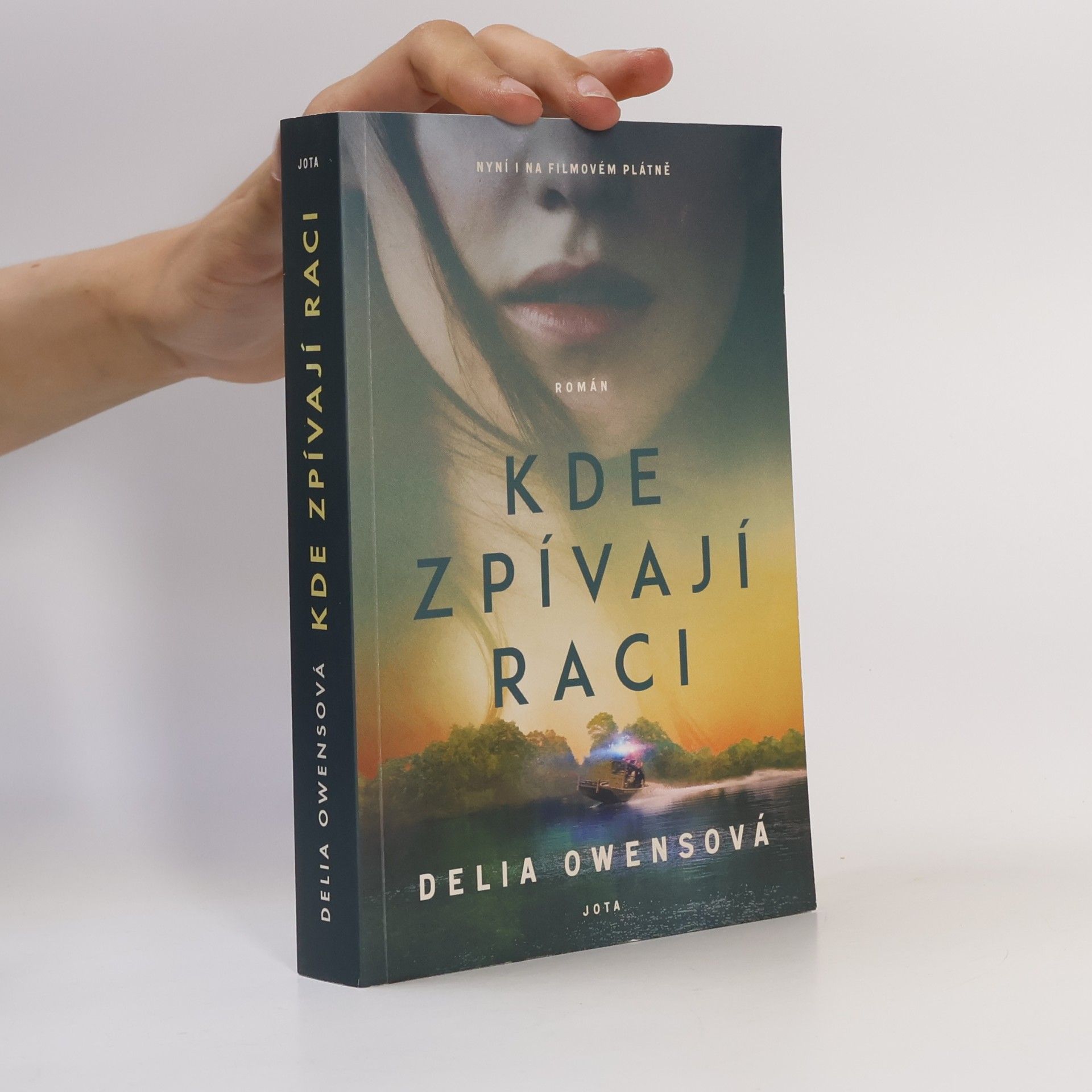 Delia Owens Kde zpívají raci