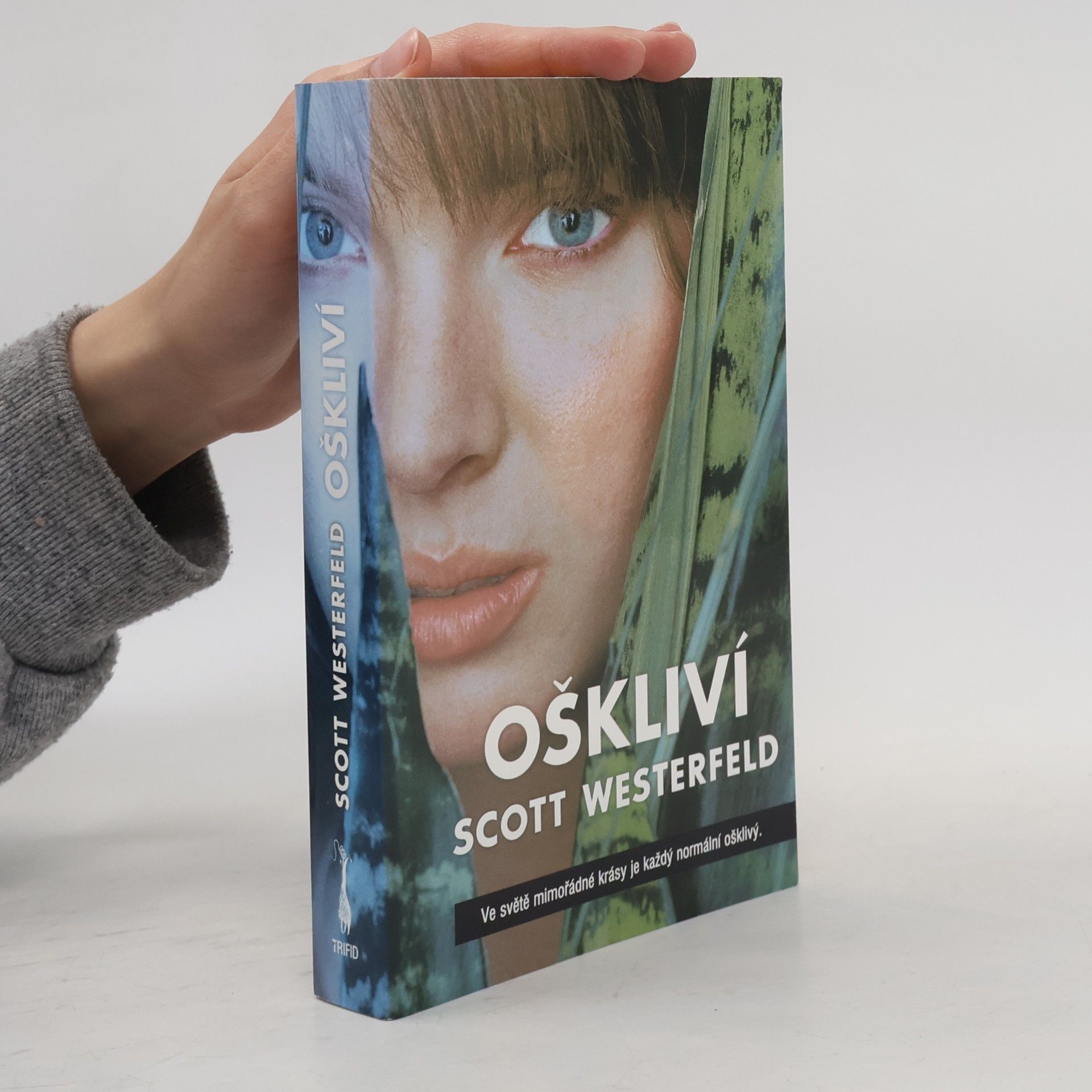 Scott Westerfeld Oškliví