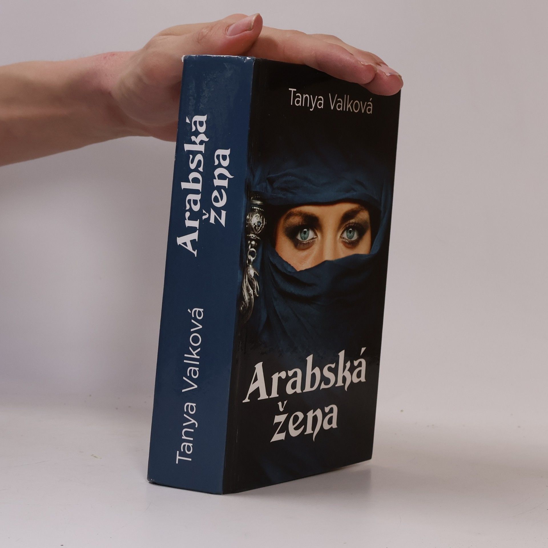 Tanya Valková Arabská žena
