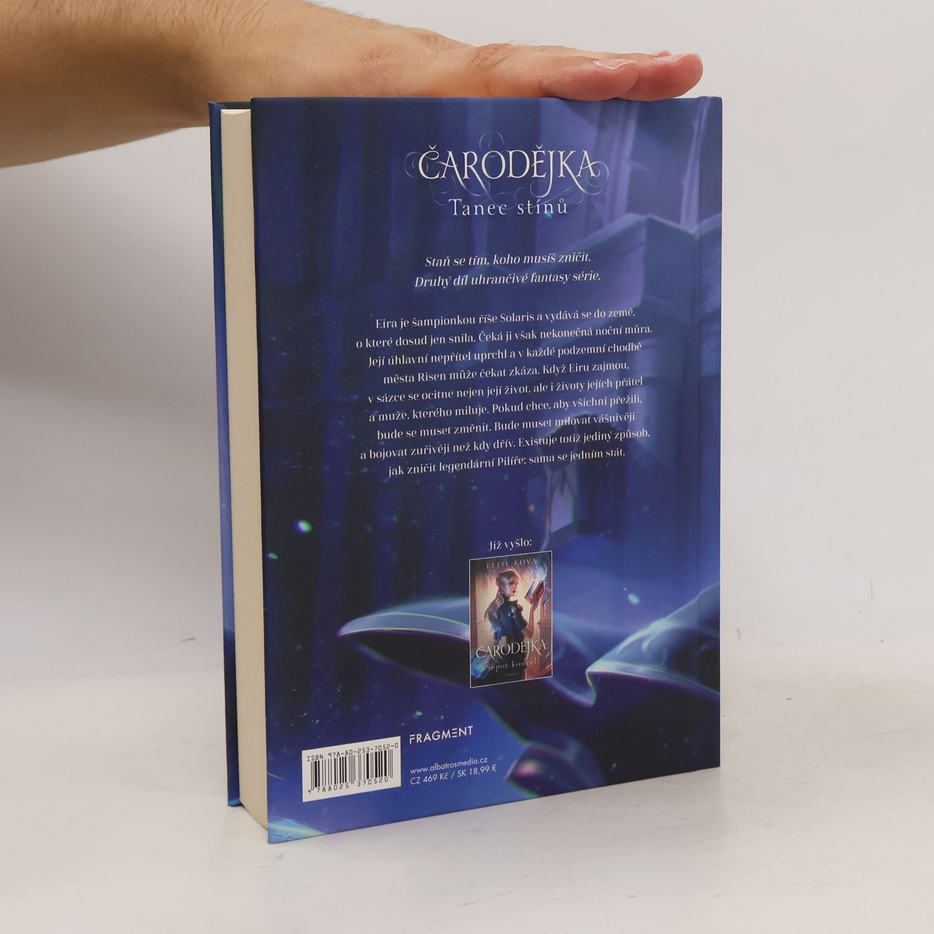 Elise Kova Čarodějka. Tanec stínů