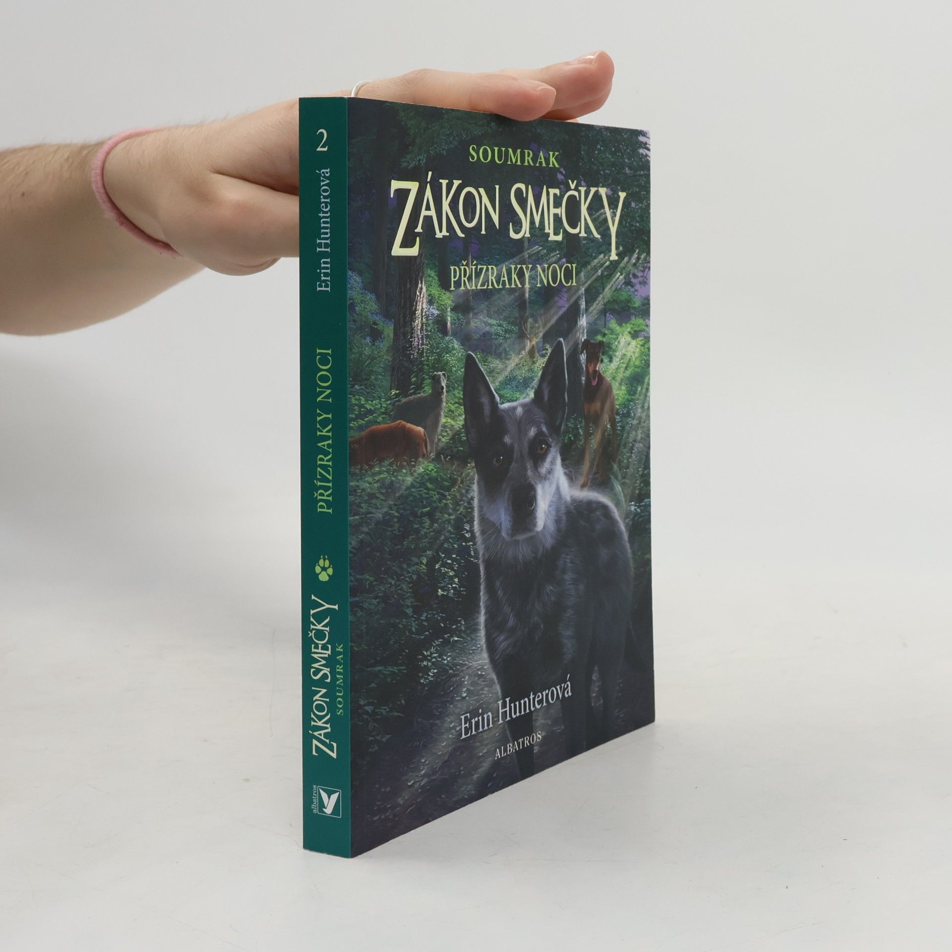 Erin Hunter Soumrak. Zákon smečky 2. Přízraky noci