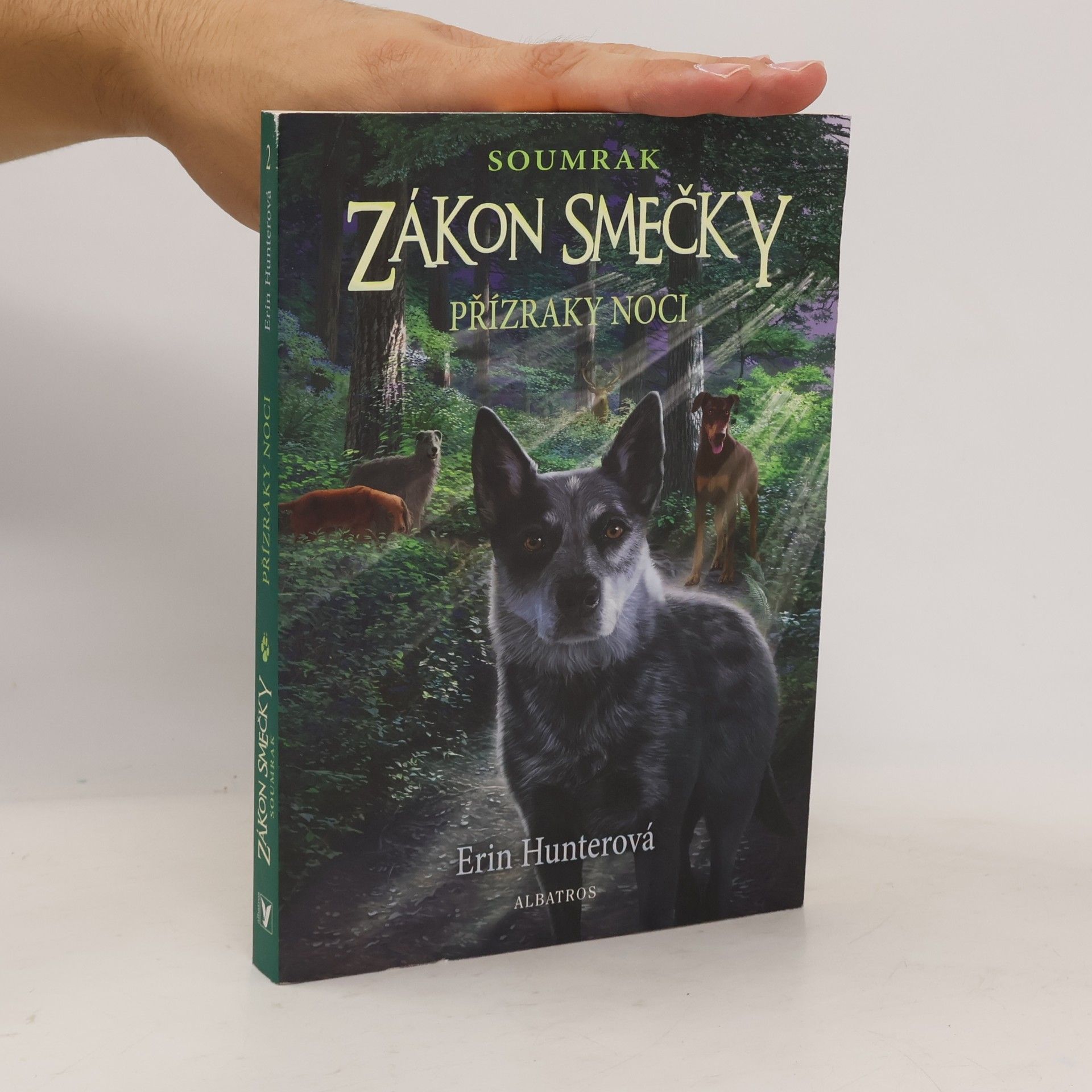 Erin Hunter Soumrak. Zákon smečky 2. Přízraky noci