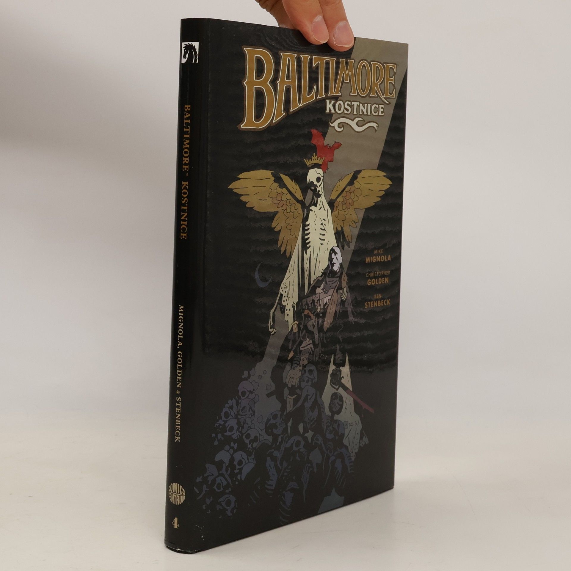 Mike Mignola Kostnice
