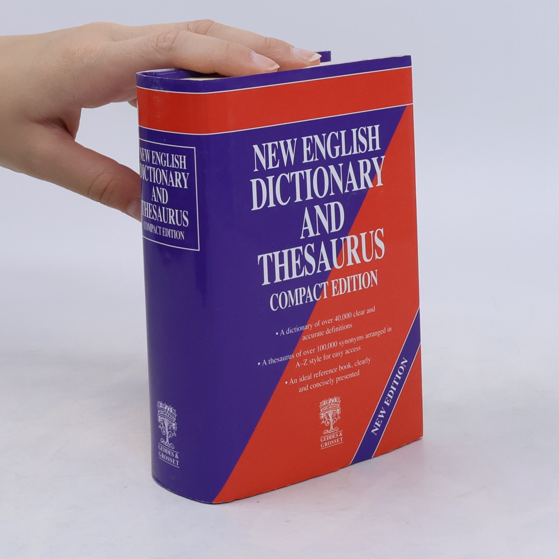 anonym New English Dictionary and Thesaurus