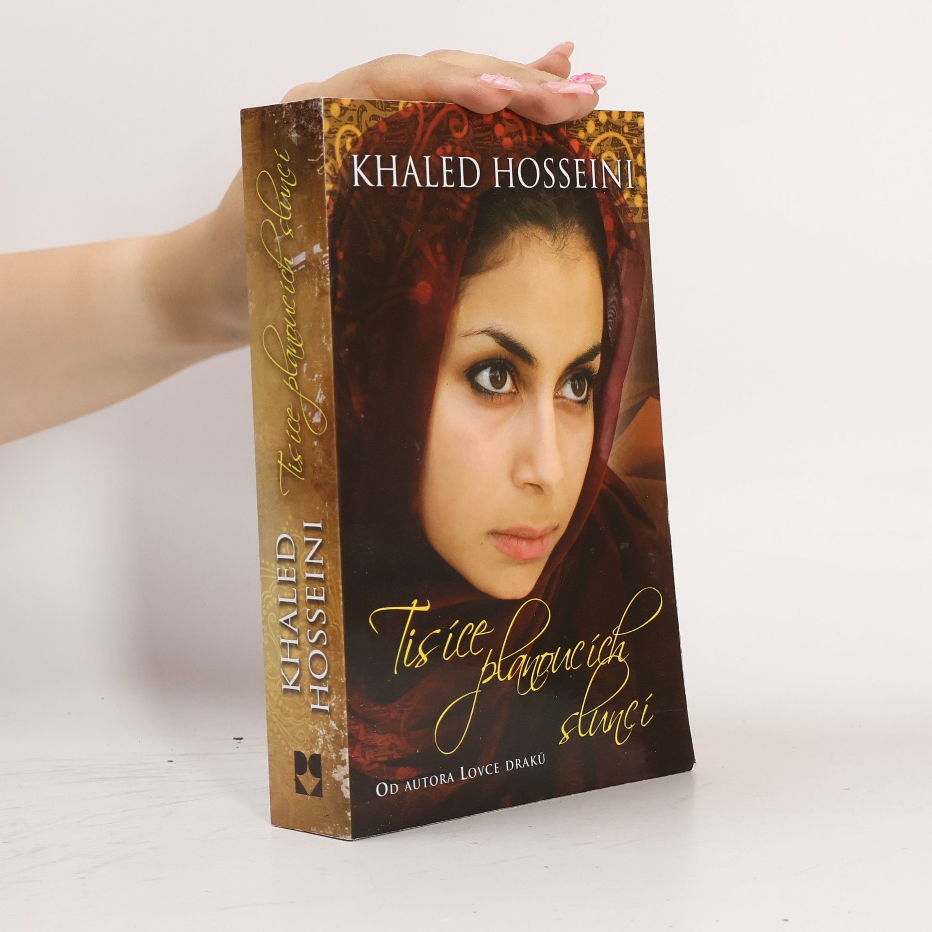 Khaled Hosseini Tisíce planoucích sluncí
