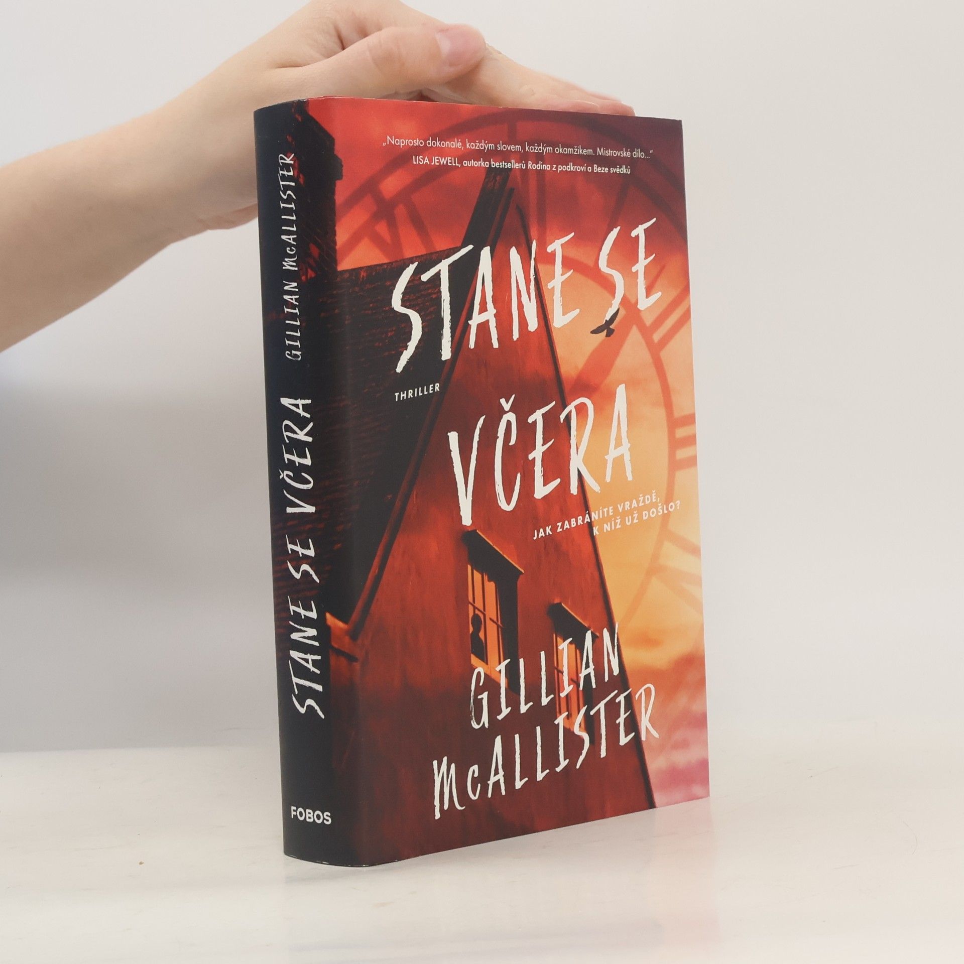 Gillian McAllister Stane se včera