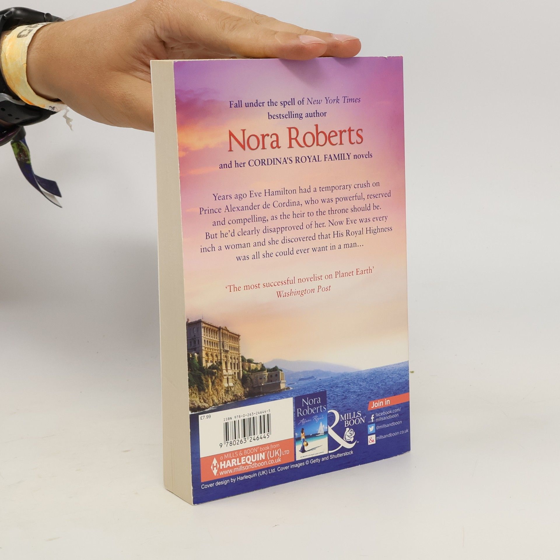 Nora Roberts Command Performance
