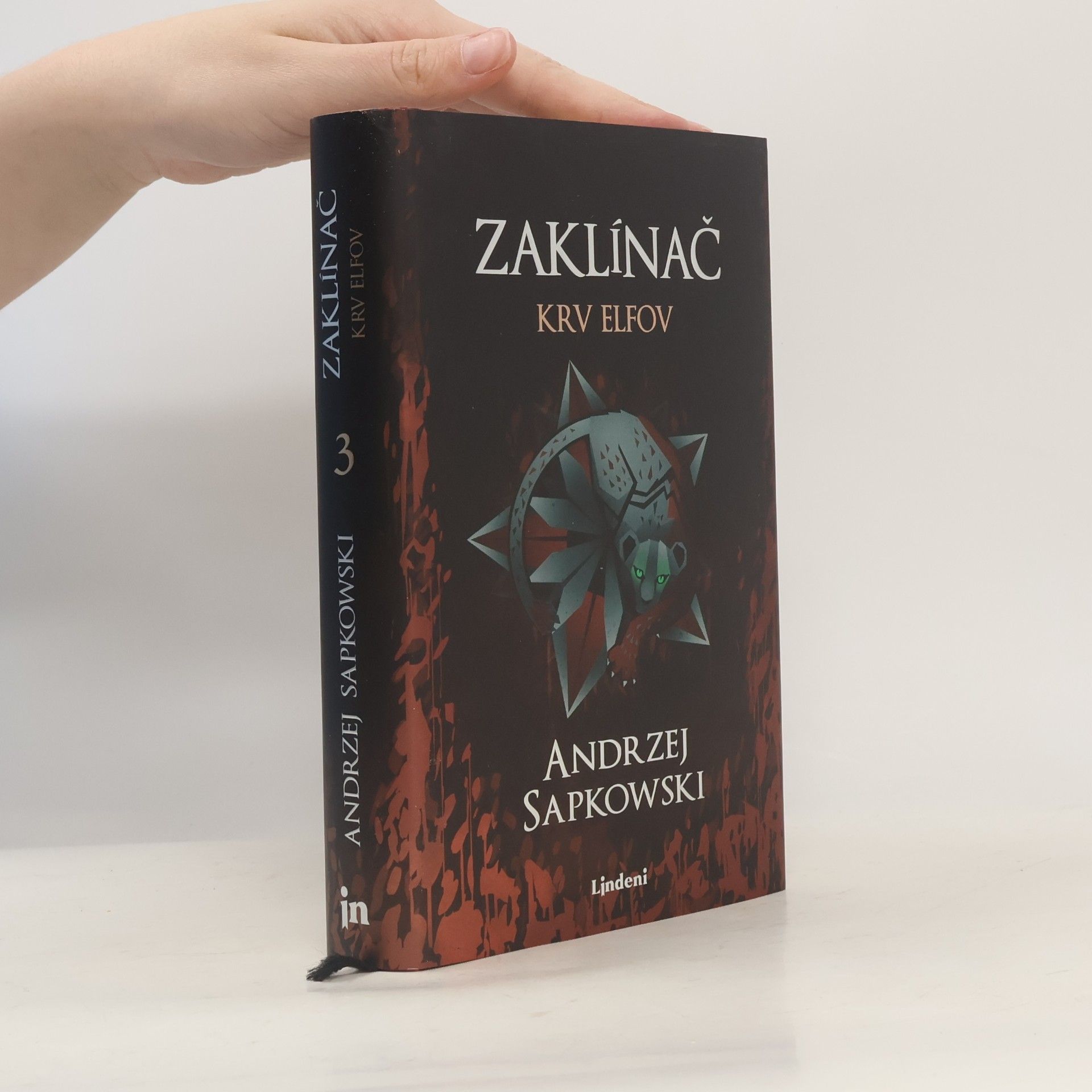 Andrzej Sapkowski Zaklínač. Krv elfov