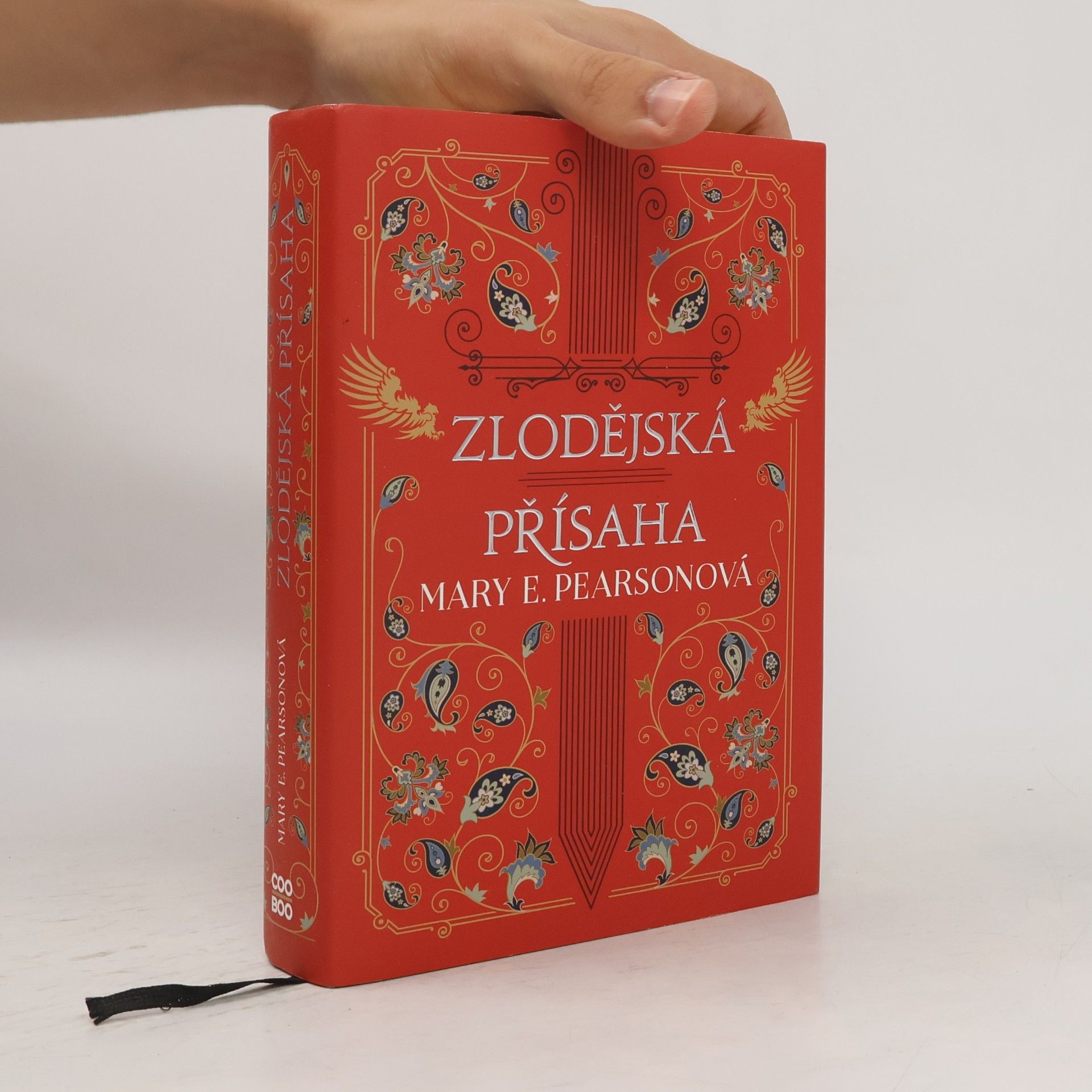 Mary E. Pearson Zlodějská přísaha