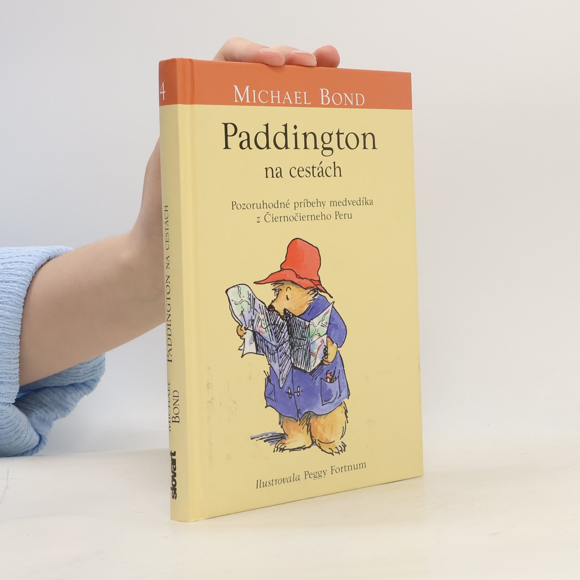 Michael Bond Paddington na cestách