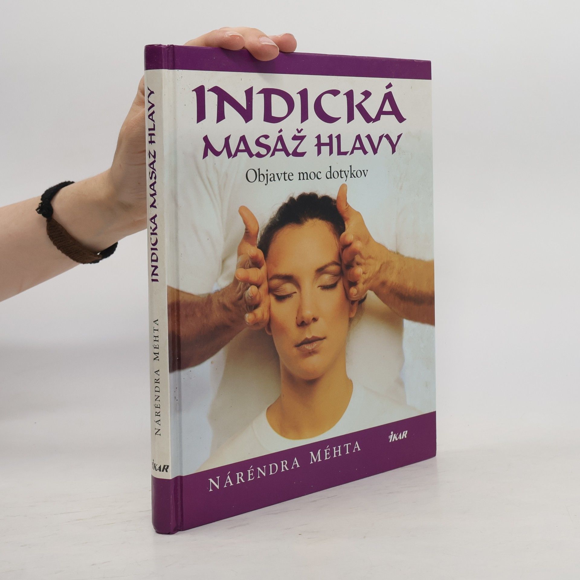 Narendra Mehta Indická masáž hlavy