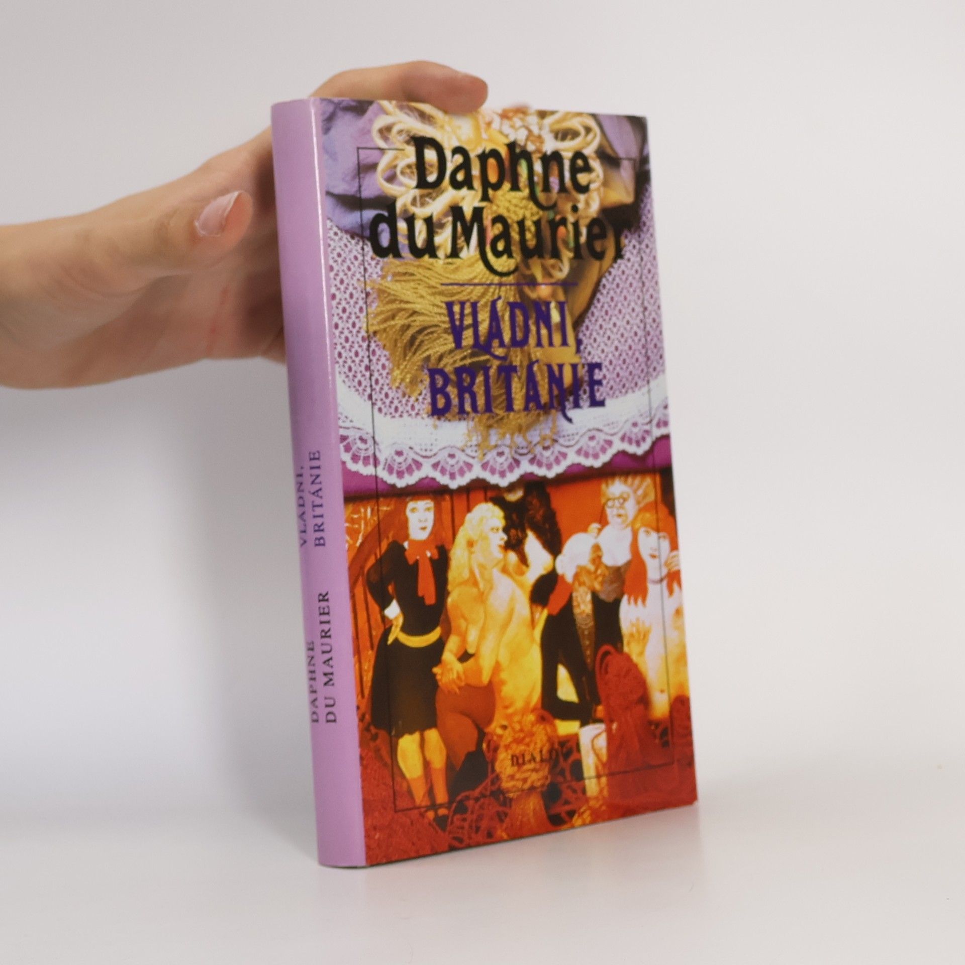 Daphne du Maurier Vládni, Británie