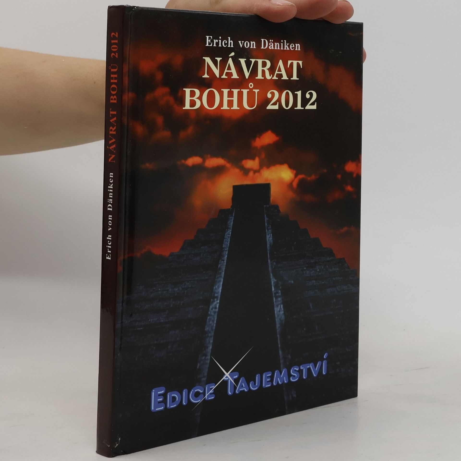 Natalie Hendrychová Návrat bohů 2012