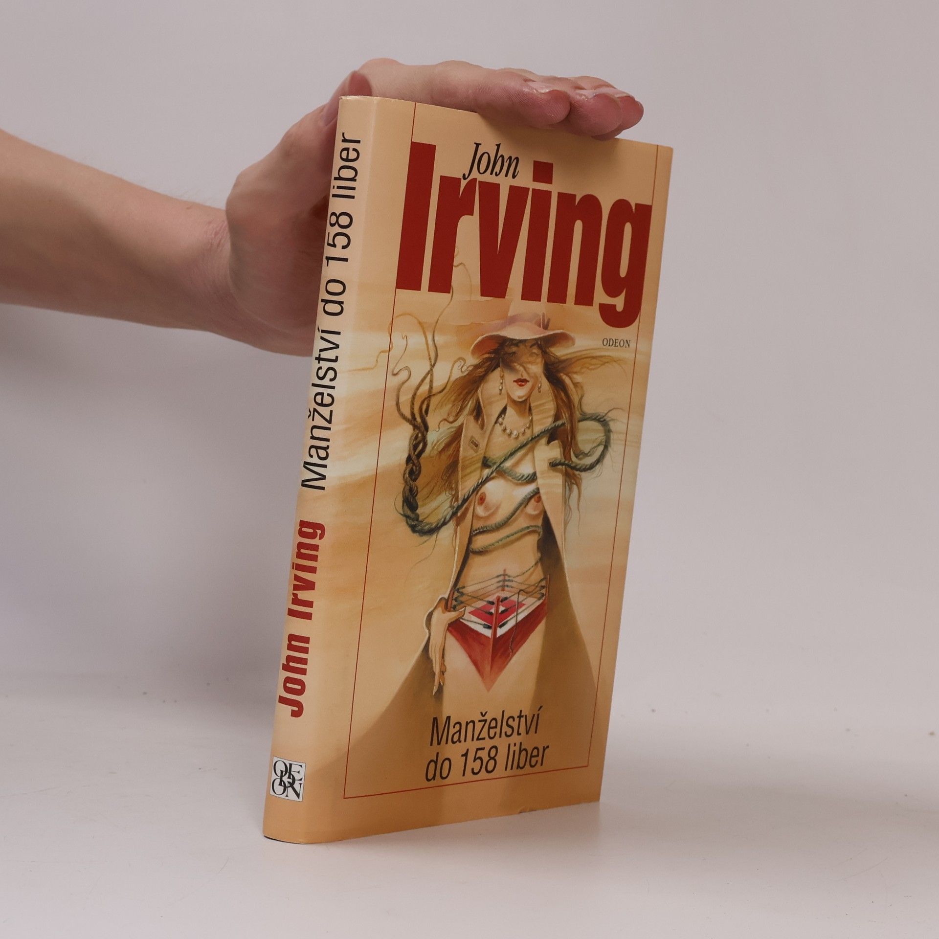 John Irving Manželství do 158 liber