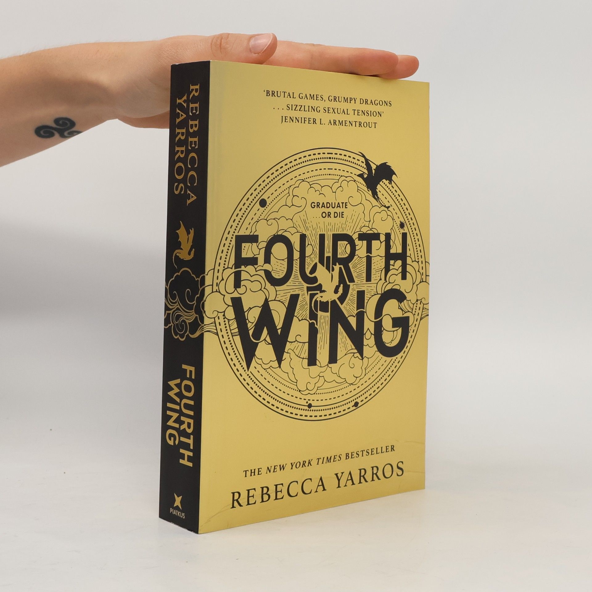 Rebecca Yarros Fourth Wing