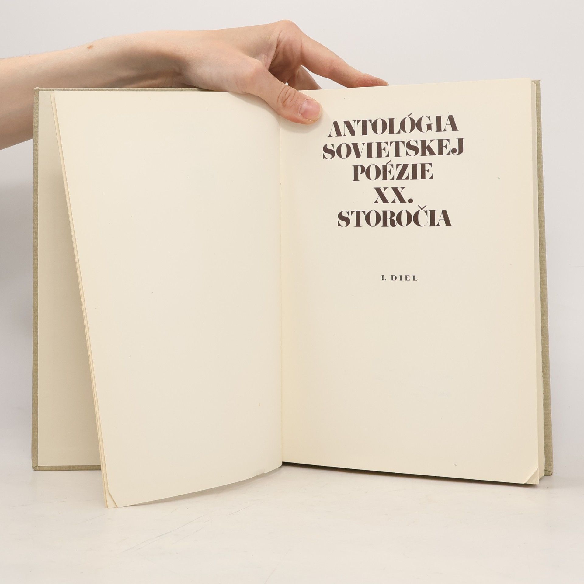 Kolektiv autorů Antológia sovietskej poezie XX. storočia 1
