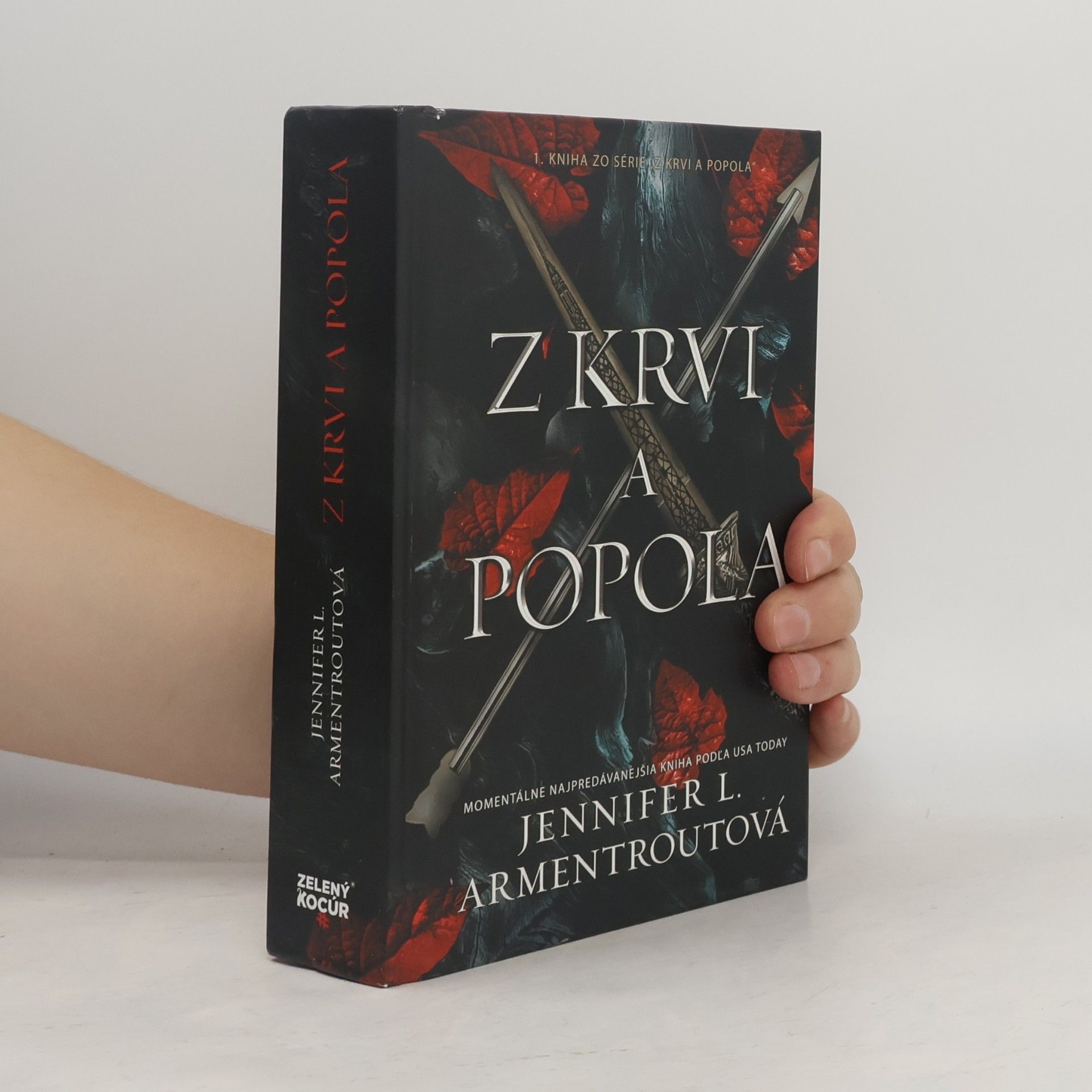 Jennifer L. Armentrout Z krvi popola