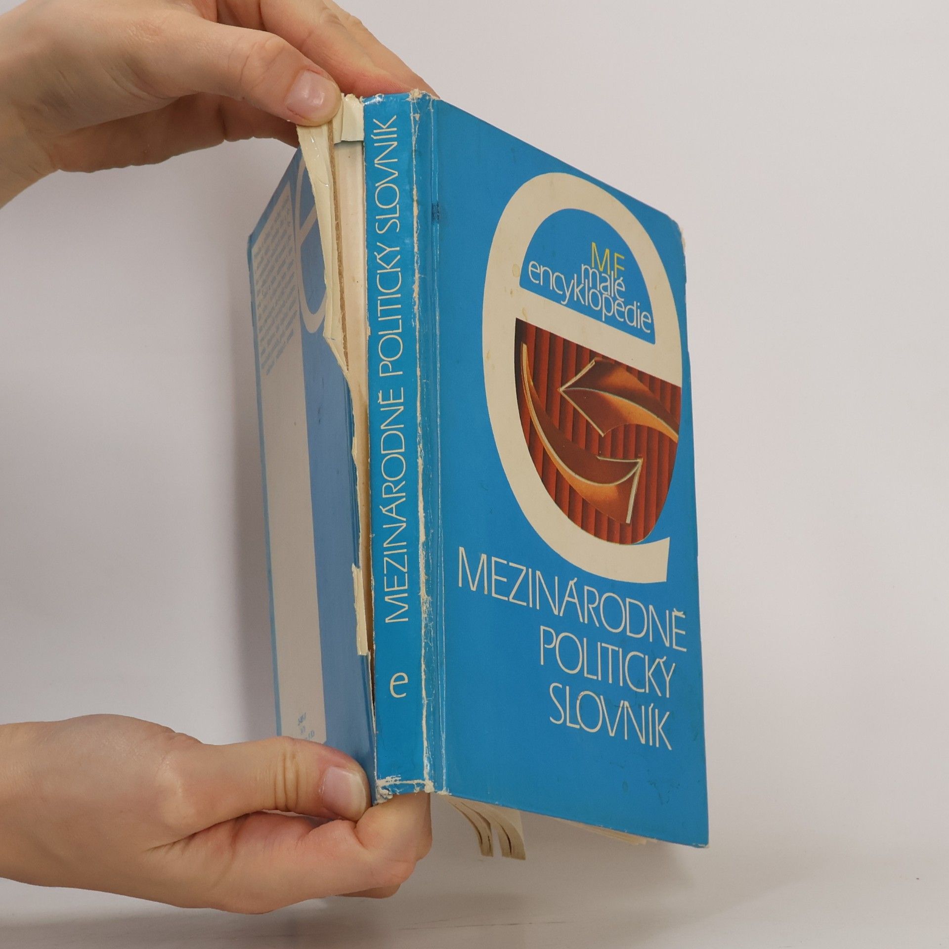 Otakar Volenec Mezinárodně politický slovník