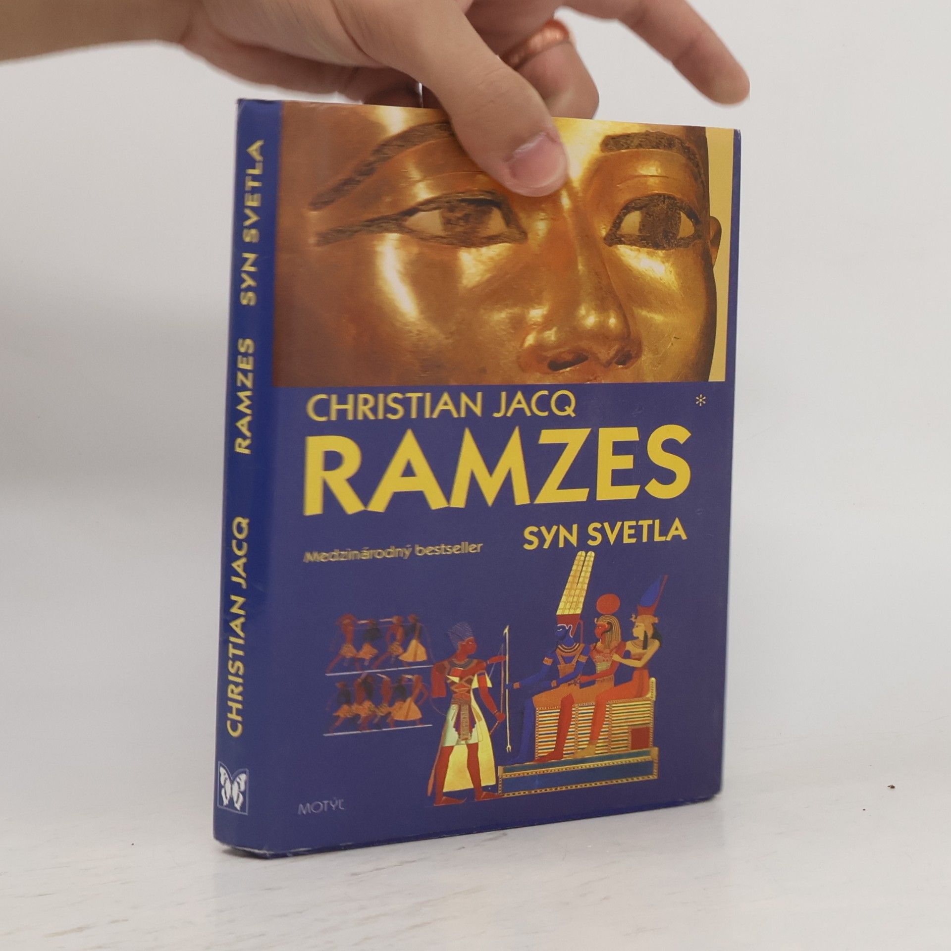 Christian Jacq Ramzes. Syn svetla