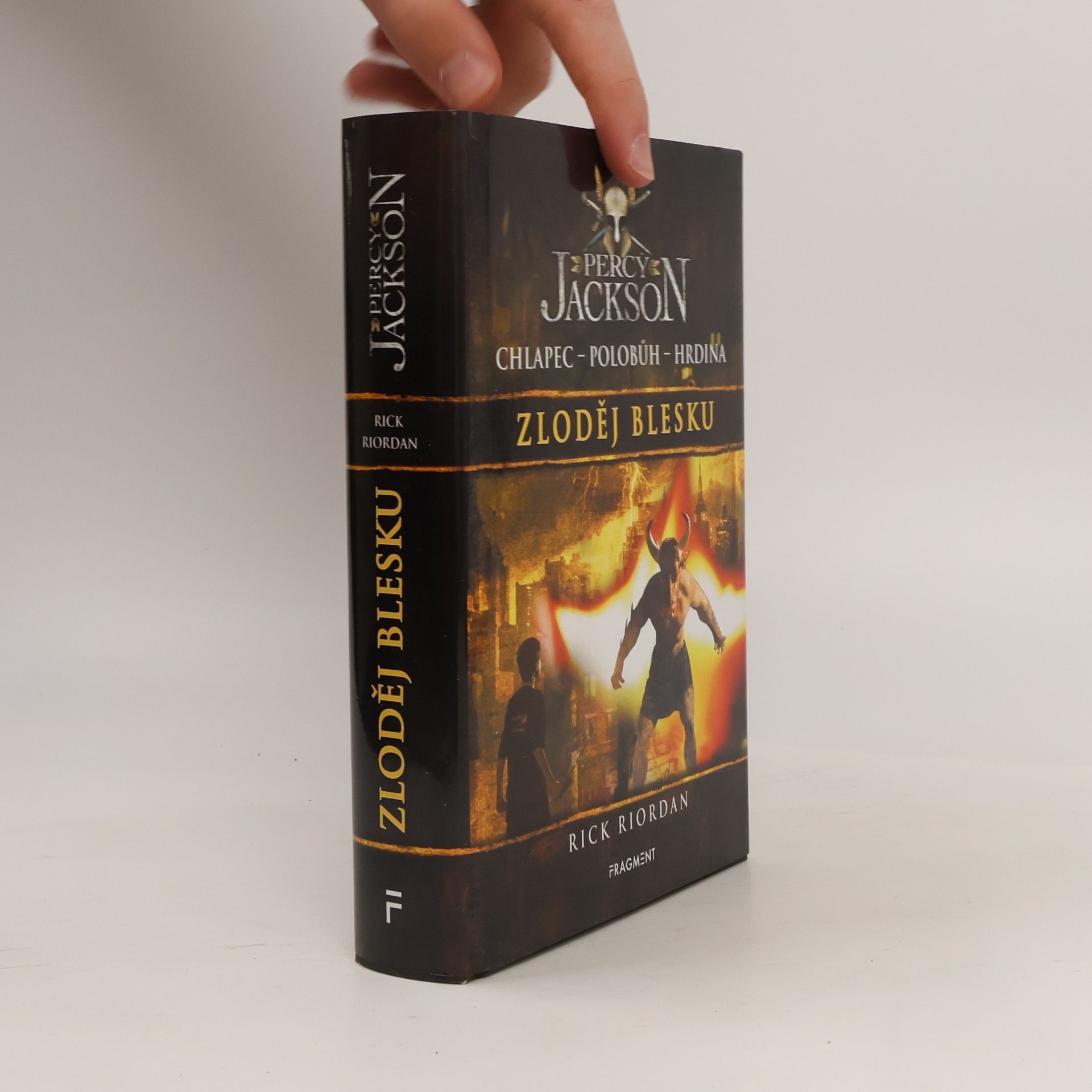 Rick Riordan Percy Jackson. Zloděj blesku