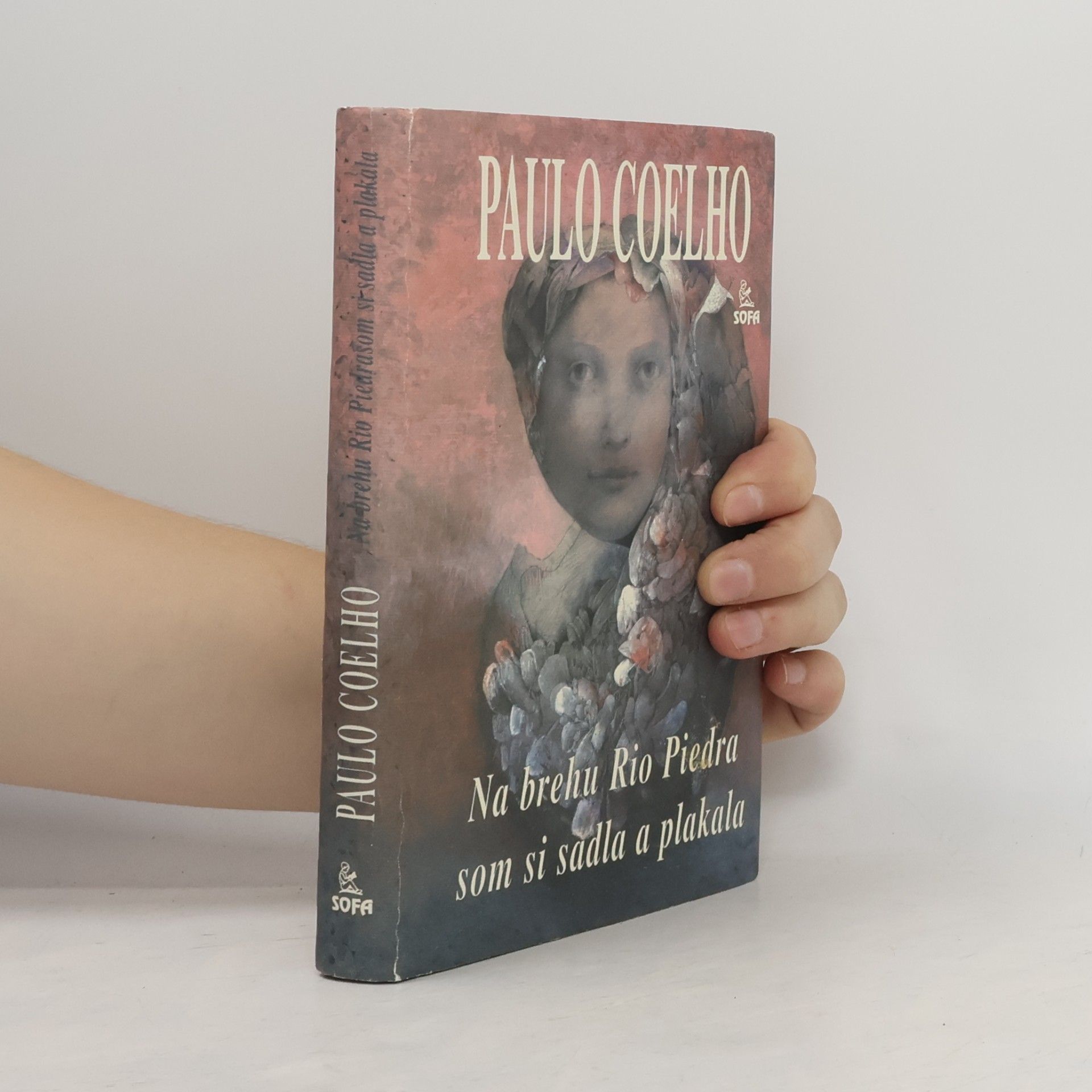 Paulo Coelho Na brehu Rio Piedra som si sadla a plakala