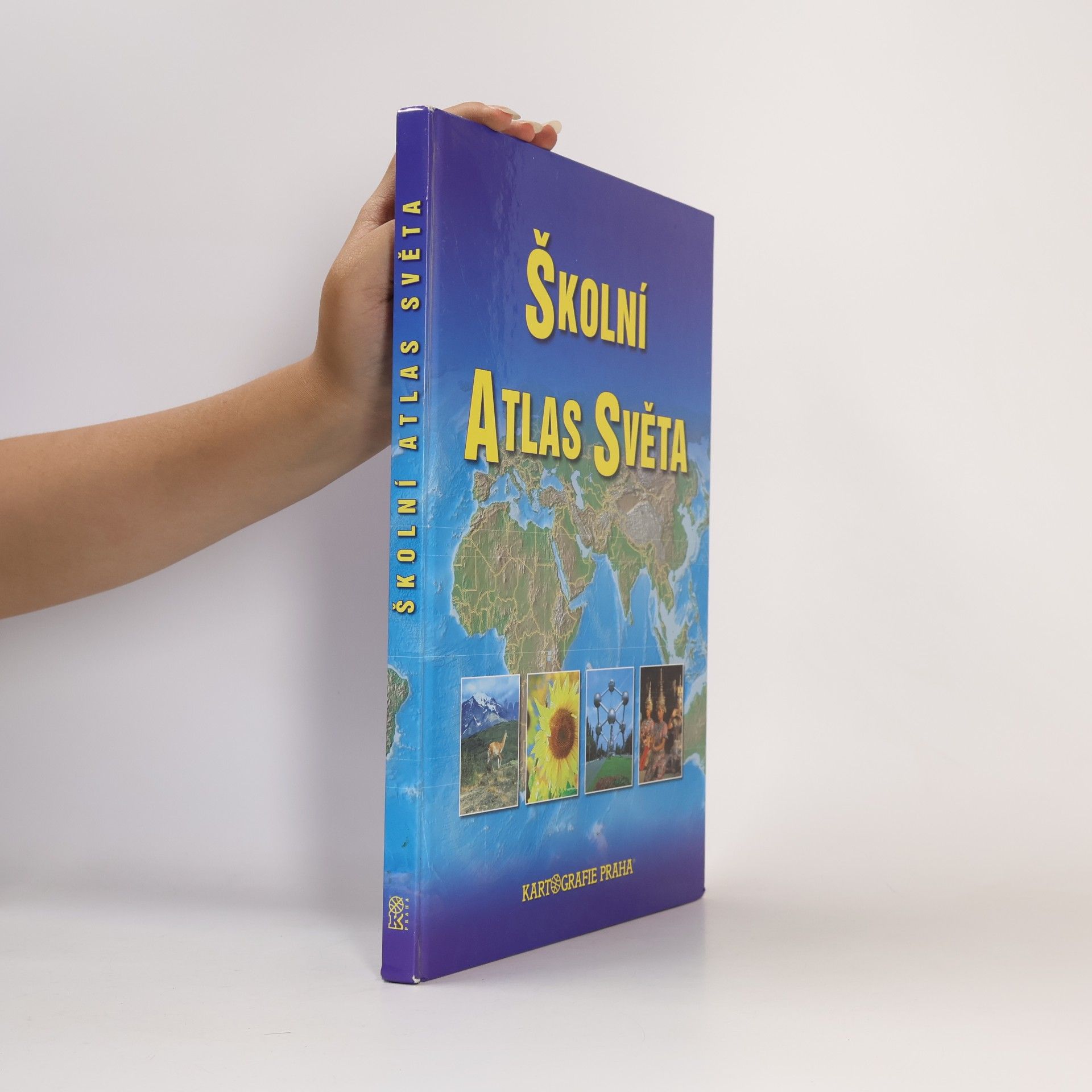 Kolektív autorov Školní atlas světa