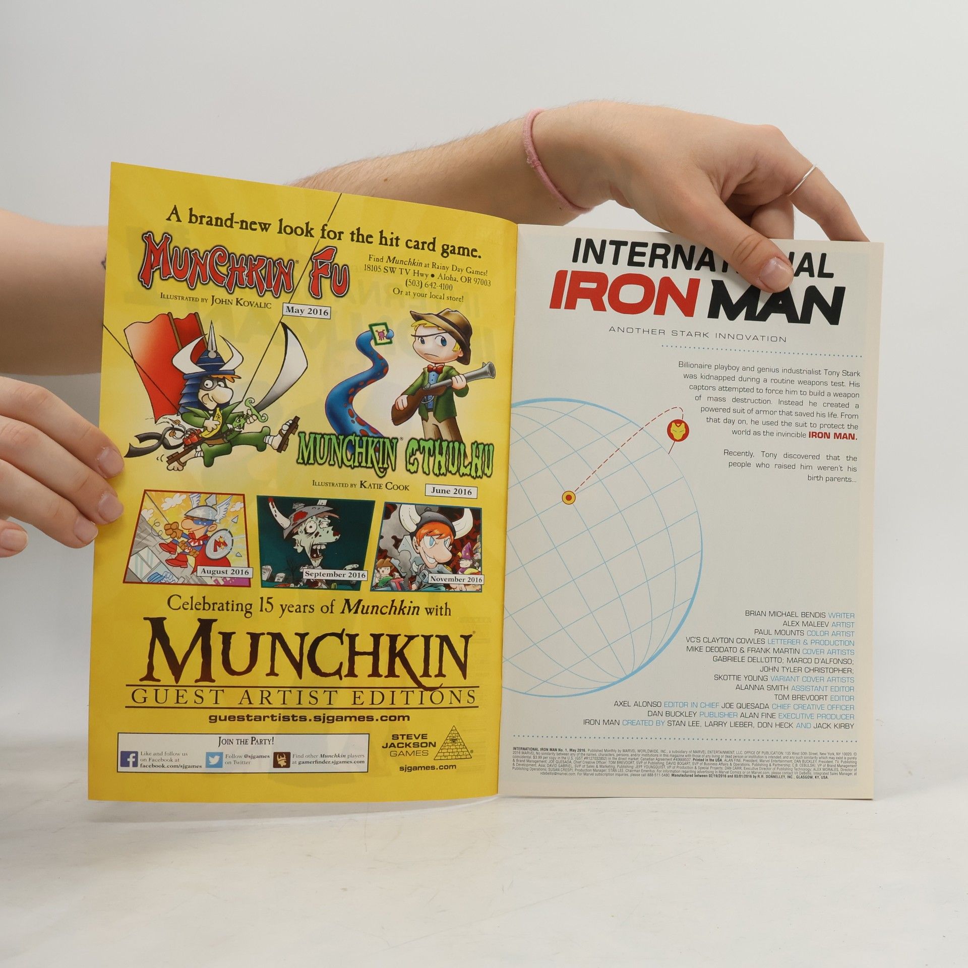 Brian Michael Bendis International Ironman no.1