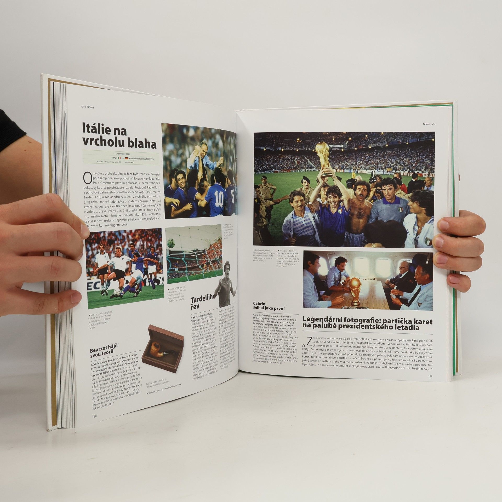 Pavel Dufek Oficiální historie Mistrovství světa ve fotbale FIFA: Muzeum světového fotbalu FIFA